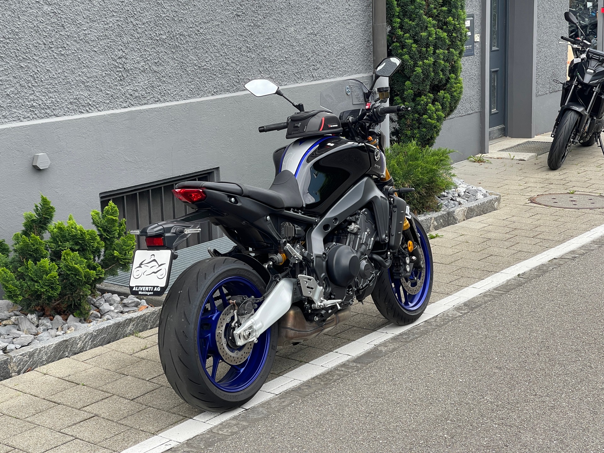 YAMAHA MT-09 SP-showroom-element-3