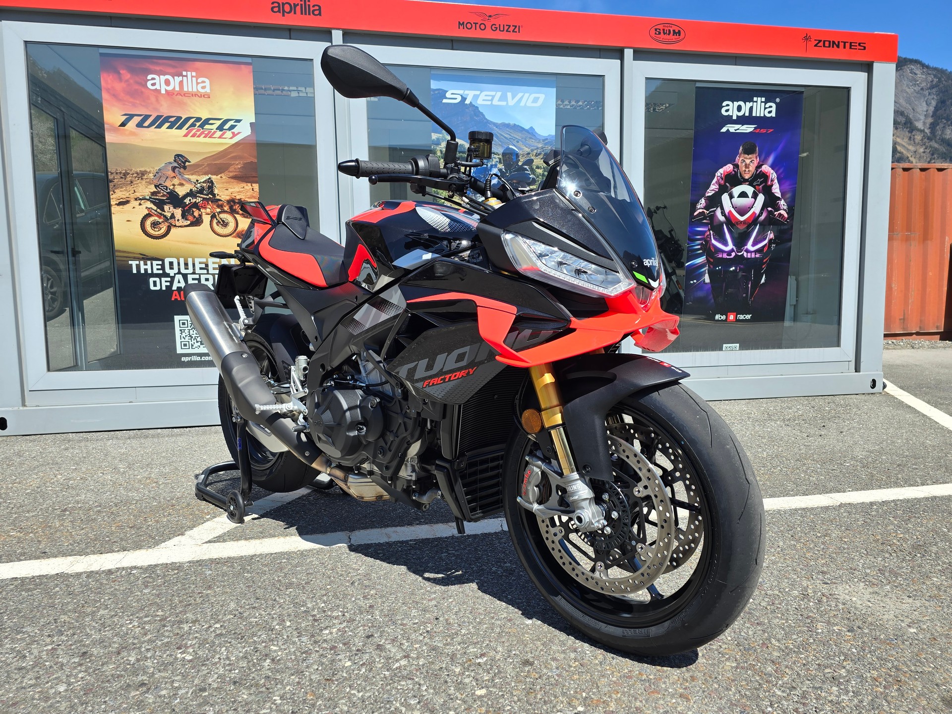 APRILIA Tuono V4 1100 Factory new 2025