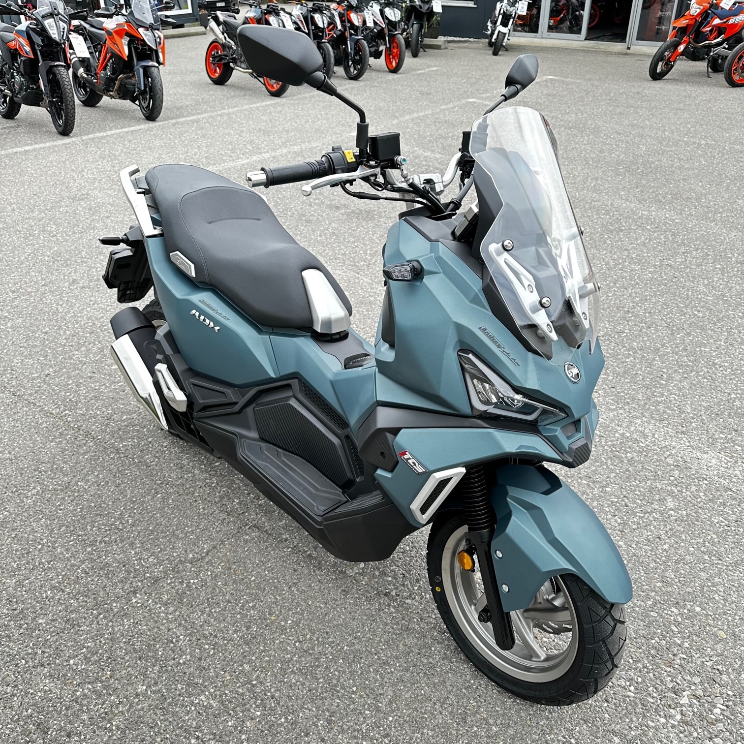 SYM ADX 125-showroom-element-1