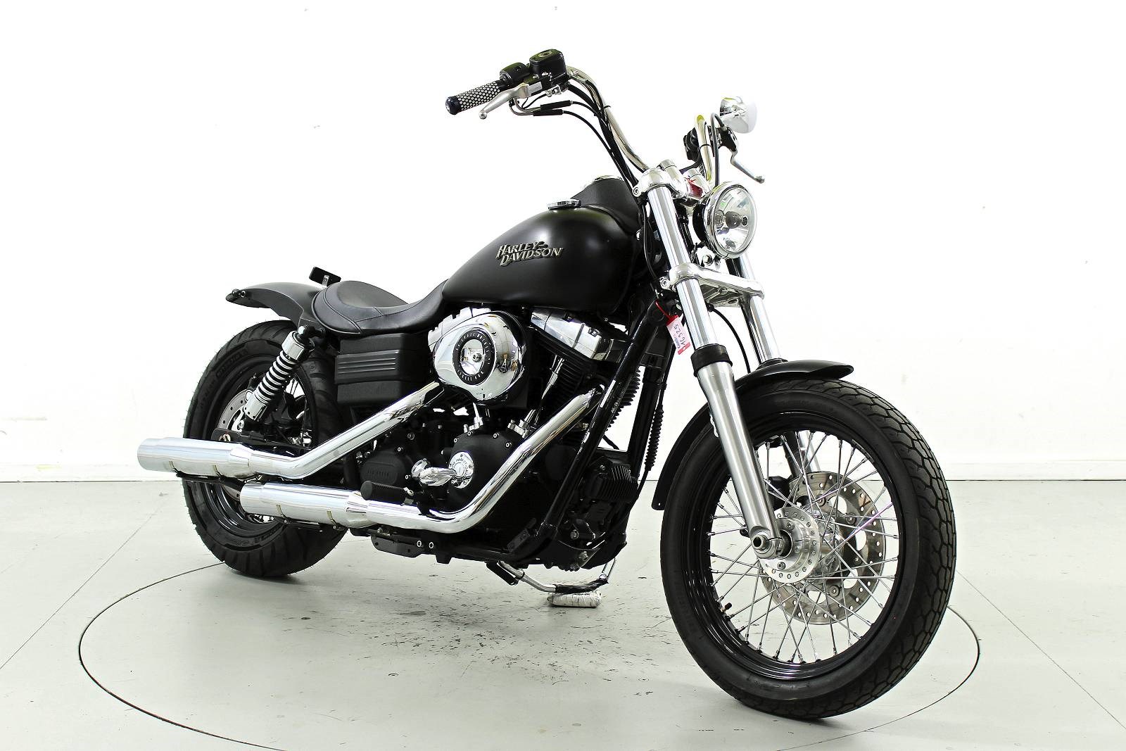 HARLEY-DAVIDSON FXDB-showroom-element-1