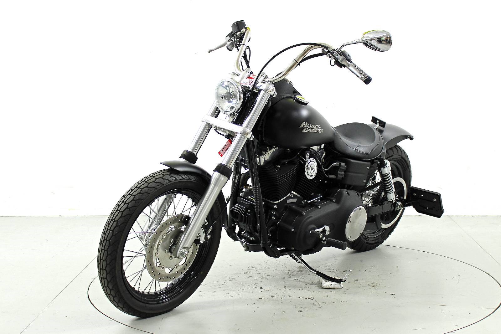 HARLEY-DAVIDSON FXDB-showroom-element-2