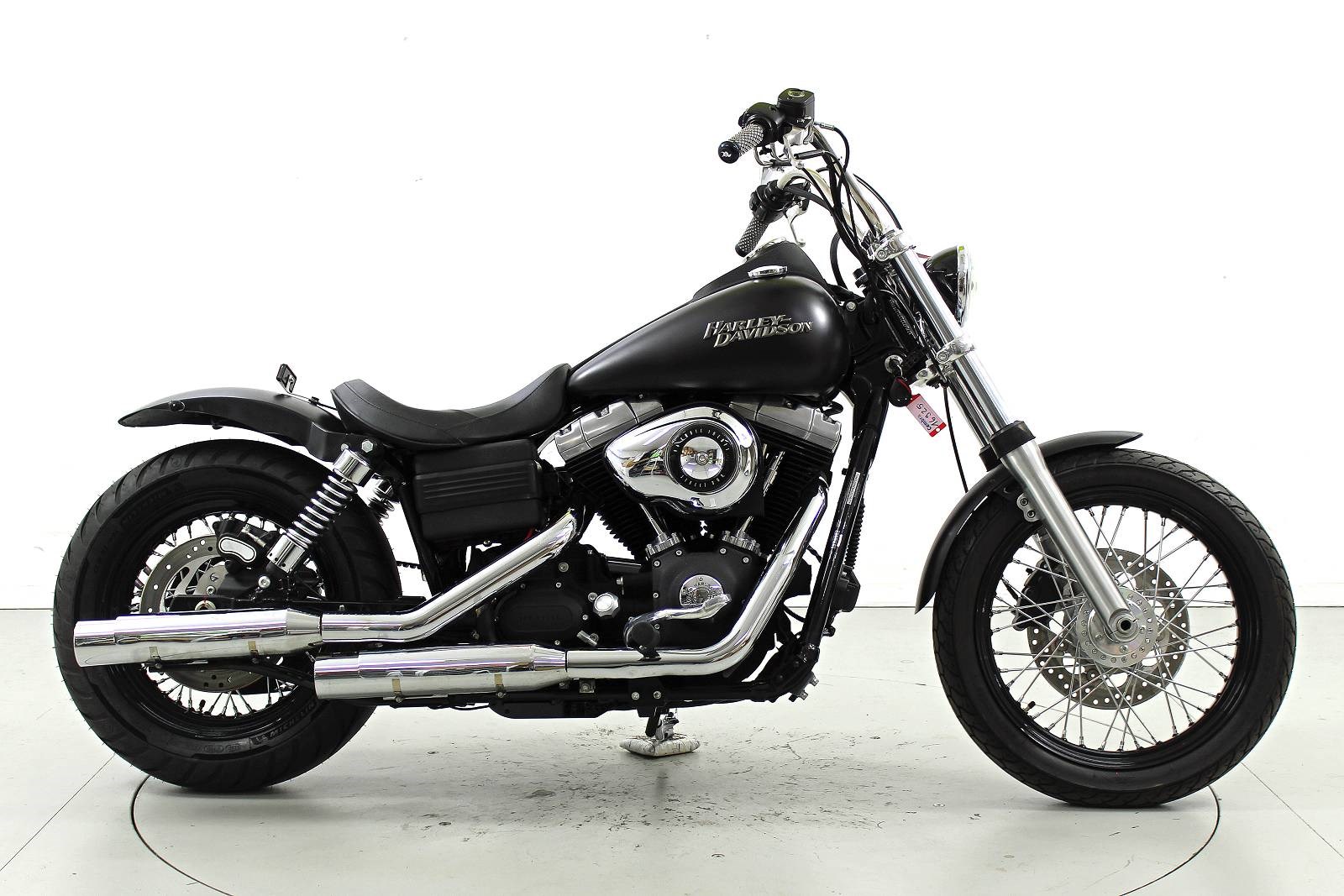 HARLEY-DAVIDSON FXDB-showroom-element-3