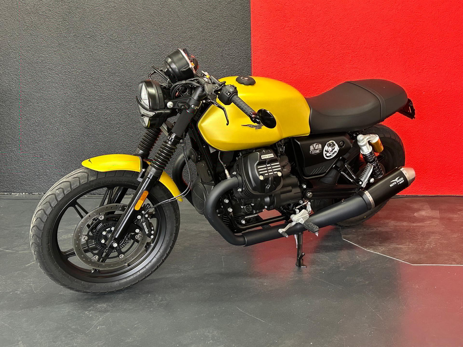 MOTO GUZZI V7 IV 850 EVO X-showroom-element-3