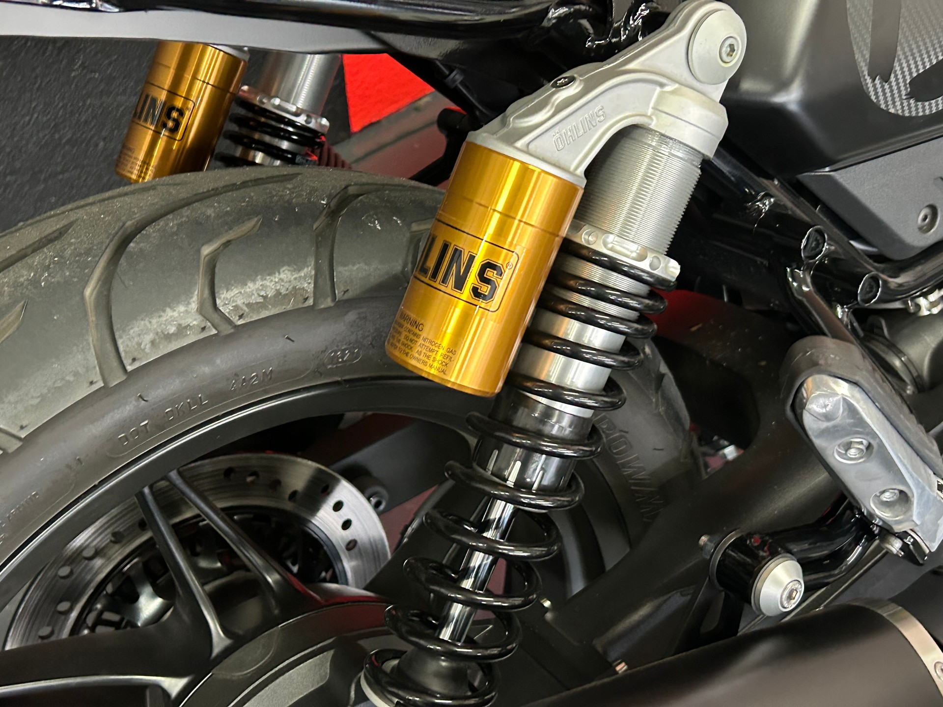 MOTO GUZZI V7 IV 850 EVO X-image-7