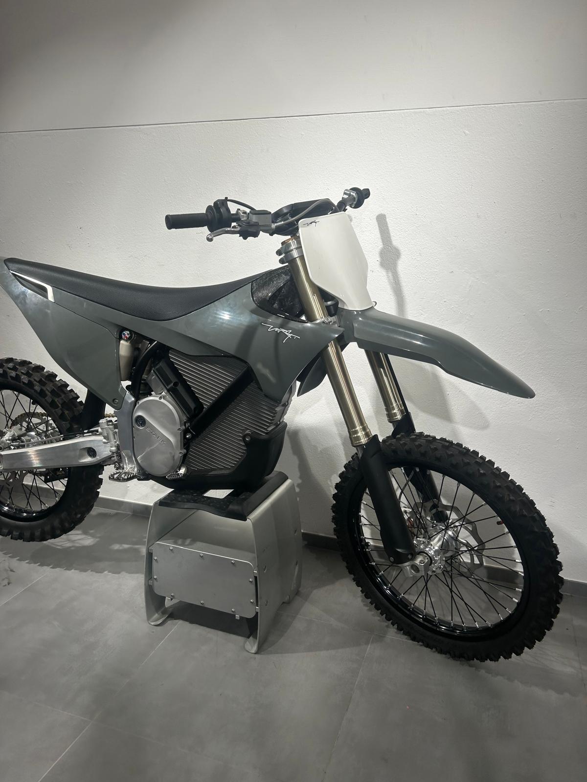 Stark Varg 1-showroom-element-2