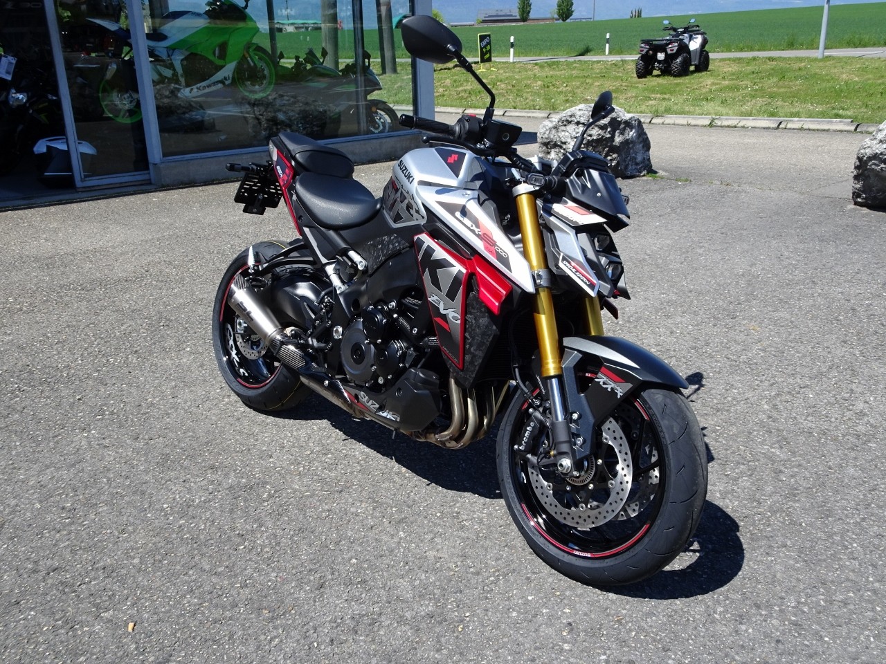 SUZUKI GSX-S 1000 EVO-showroom-element-1
