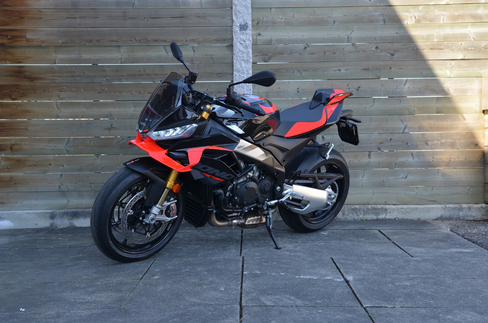 APRILIA Tuono V4 1100 Factory E5+-image-4