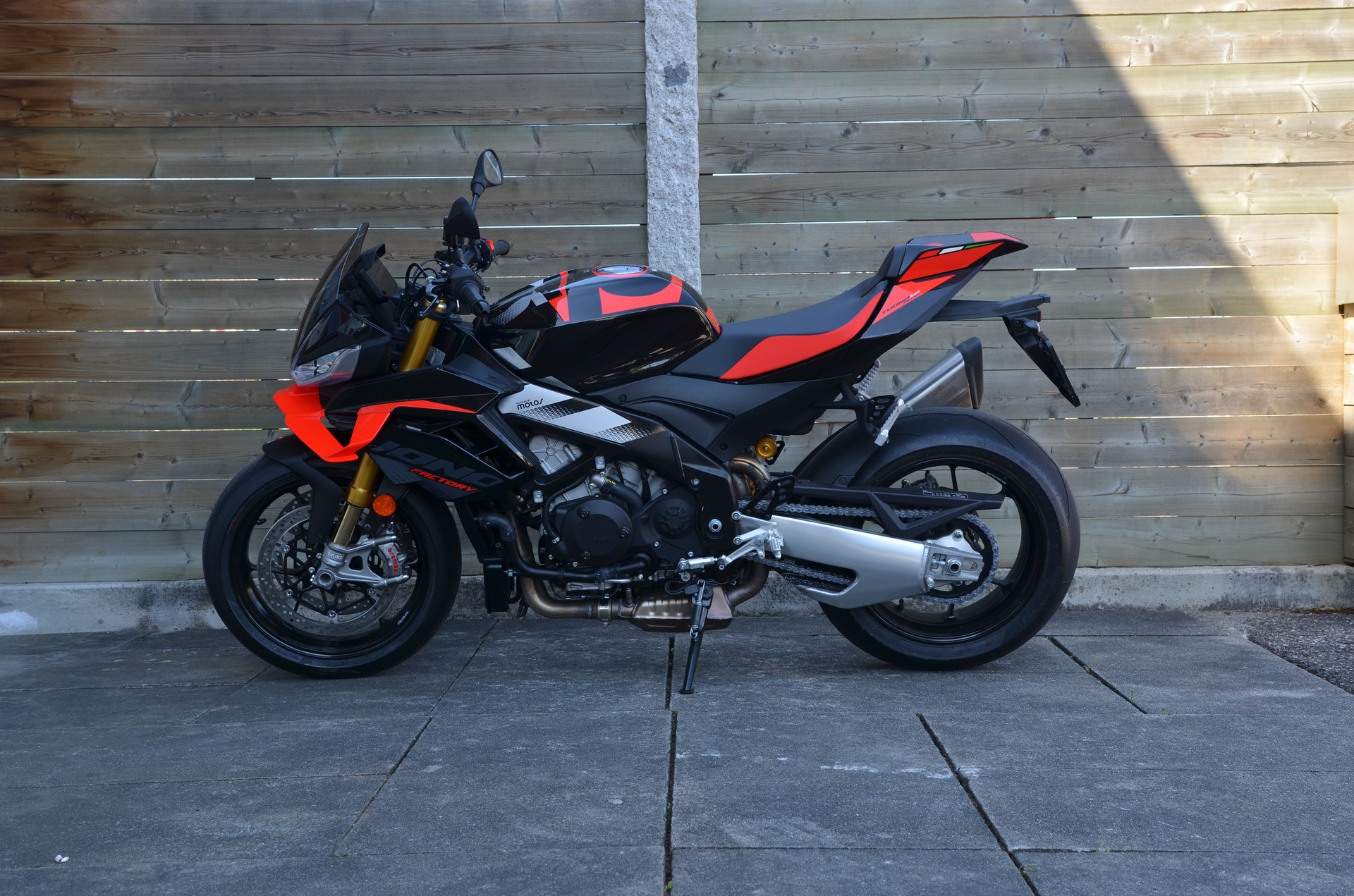 APRILIA Tuono V4 1100 Factory E5+-image-3