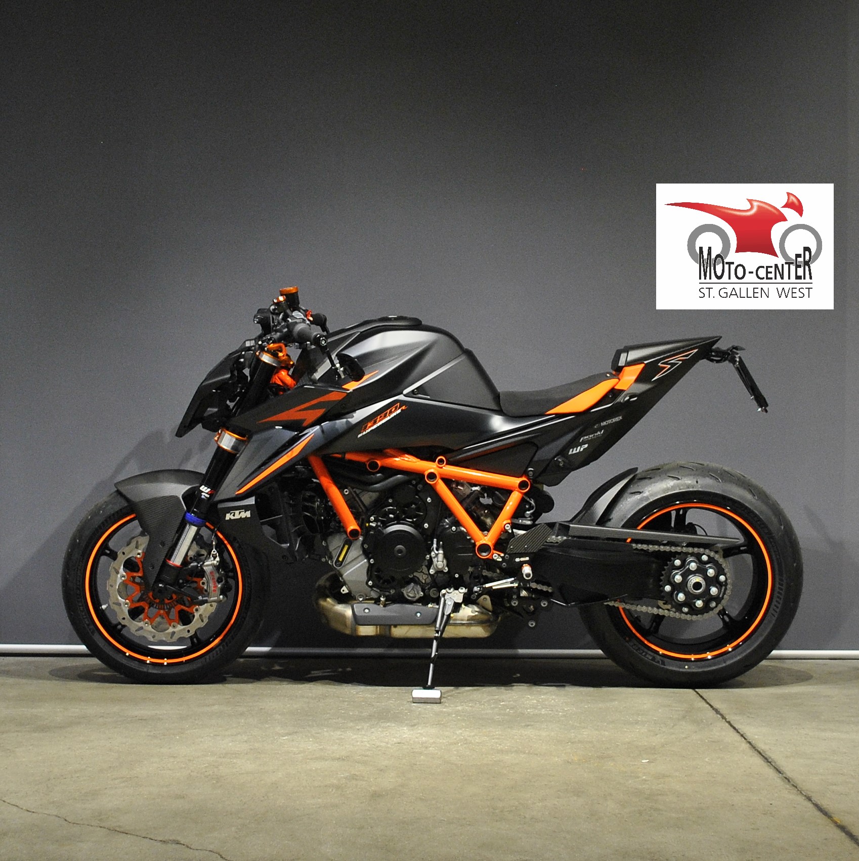 KTM 1390 Super Duke R EVO-image-2