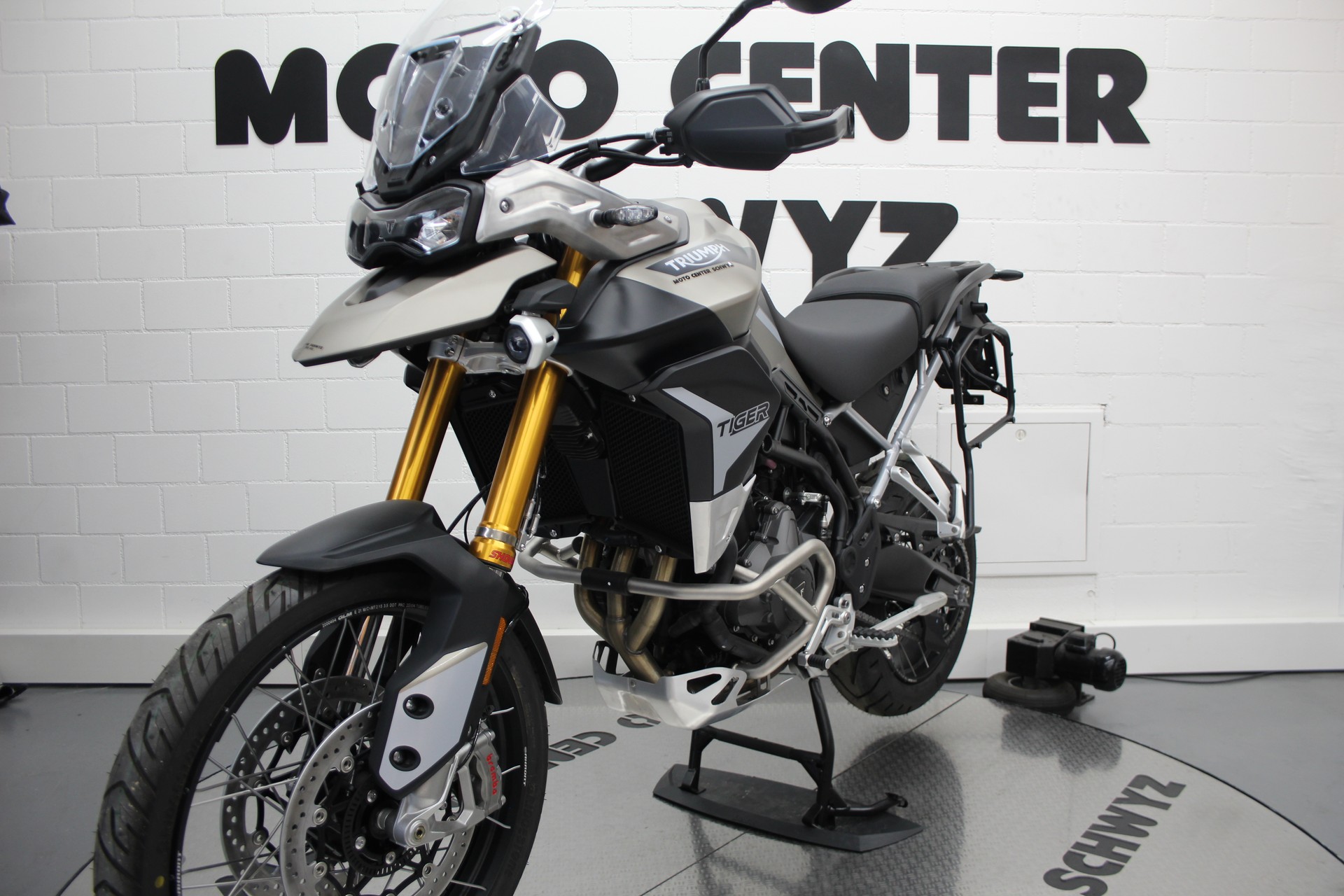 TRIUMPH Tiger 900 Rally Pro-showroom-element-3