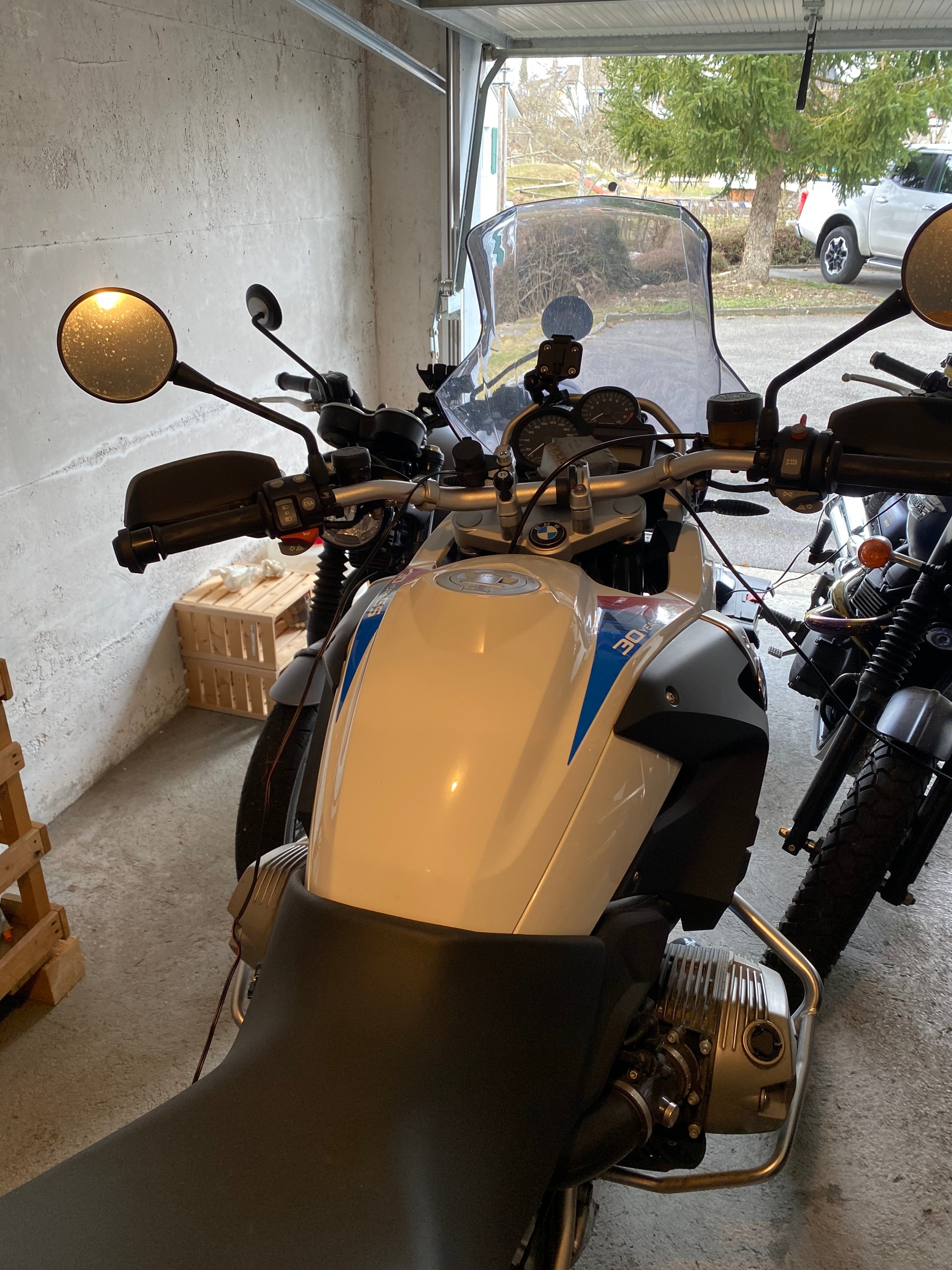 BMW R 1200 GS-image-2