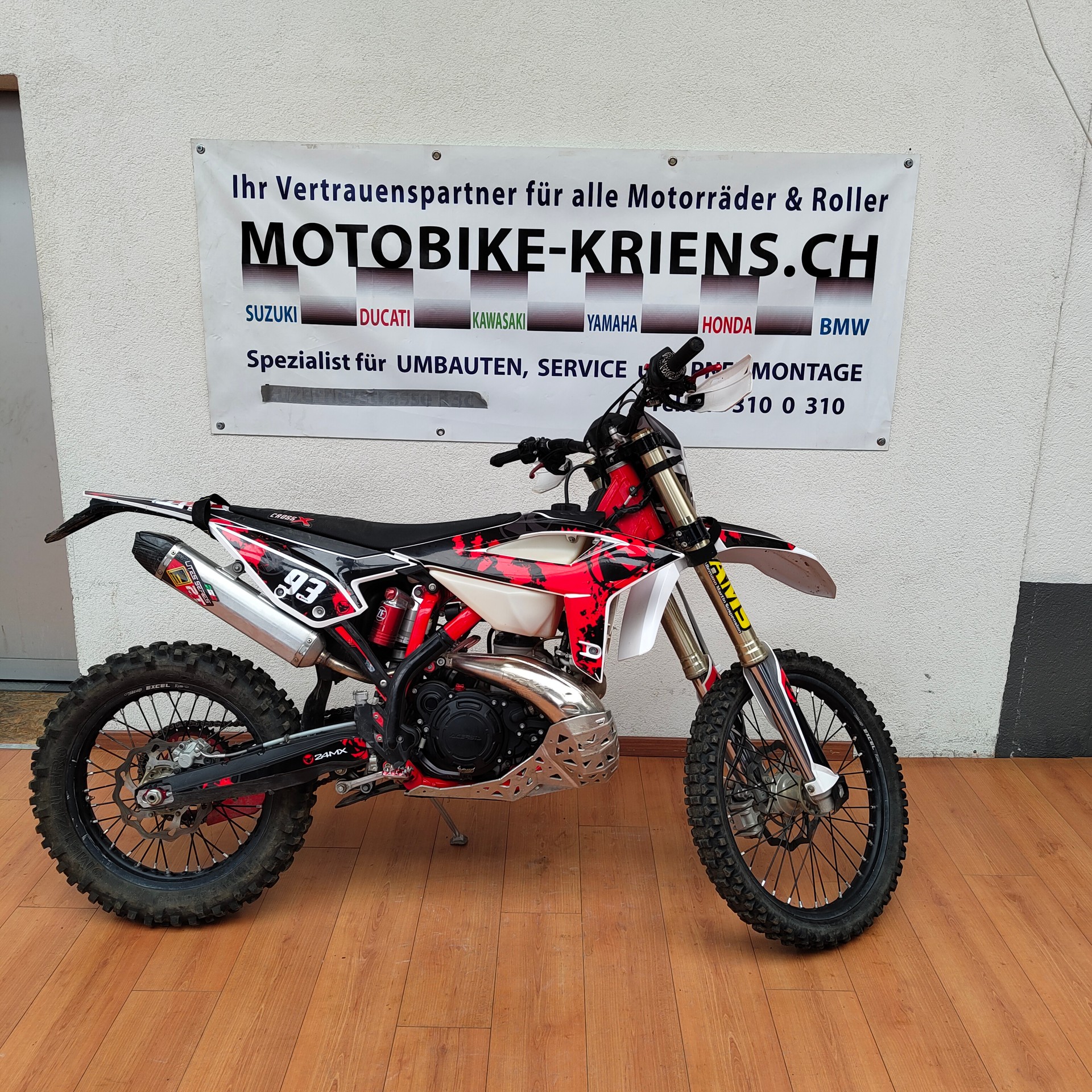 BETA RR 300-2T Enduro-image-1