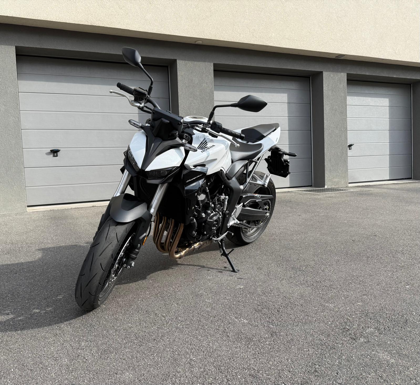 HONDA Hornet 1000