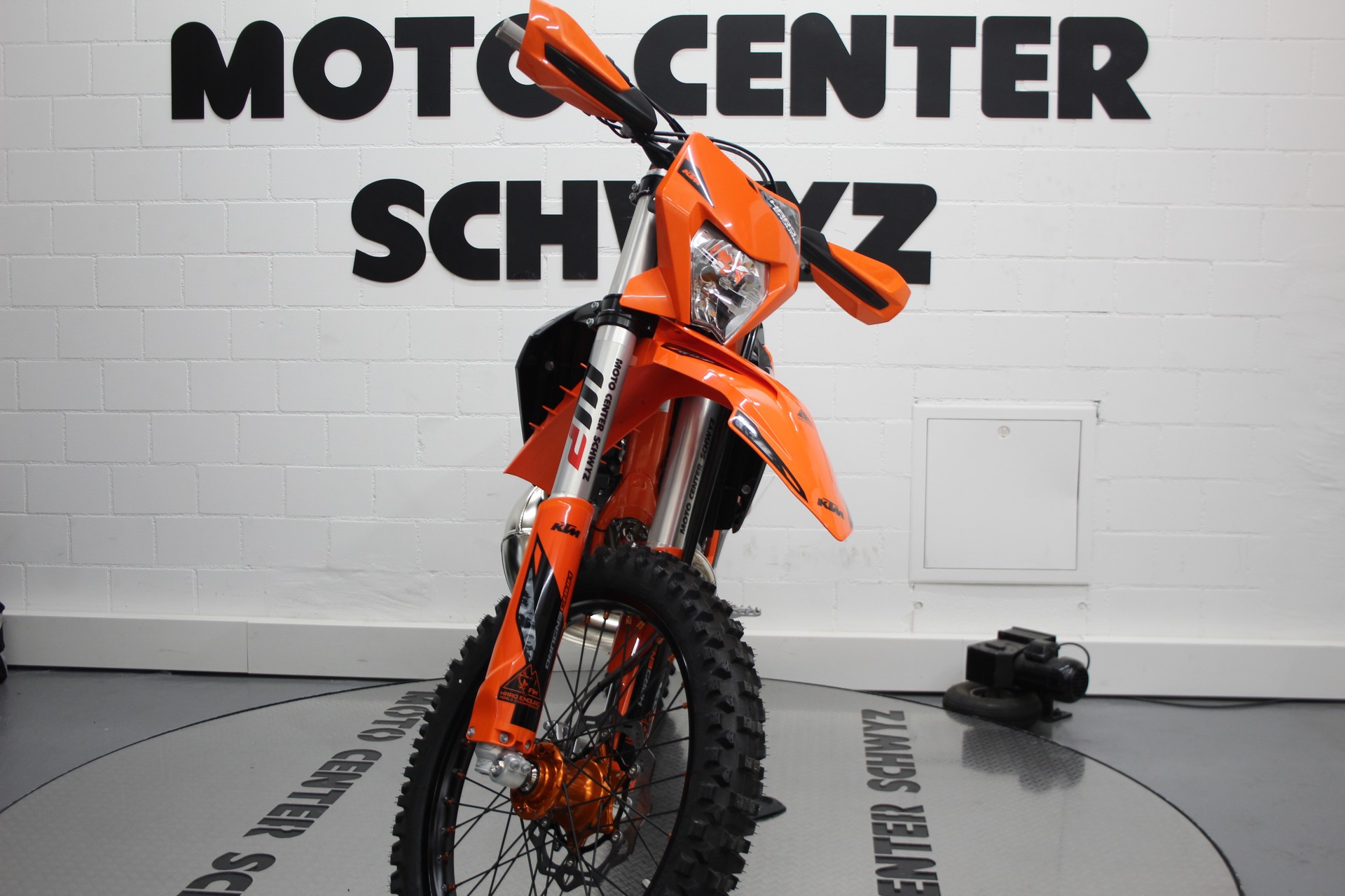 KTM EXC Hardenduro-showroom-element-2