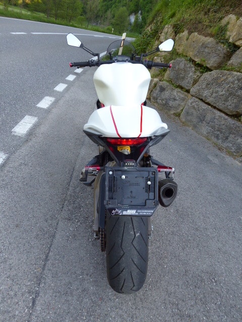 DUCATI MONSTER 821-showroom-element-3