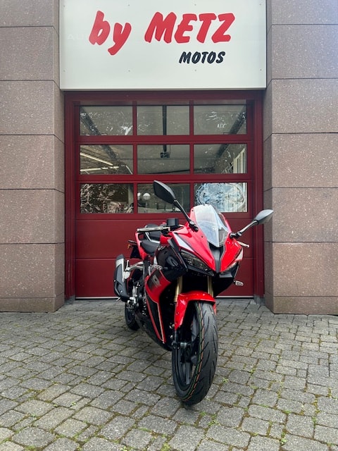QJMOTOR SRK125R