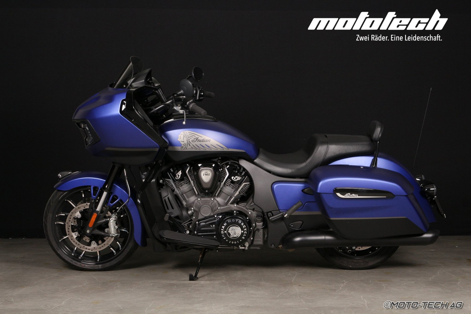 INDIAN Challenger Dark Horse-image-4