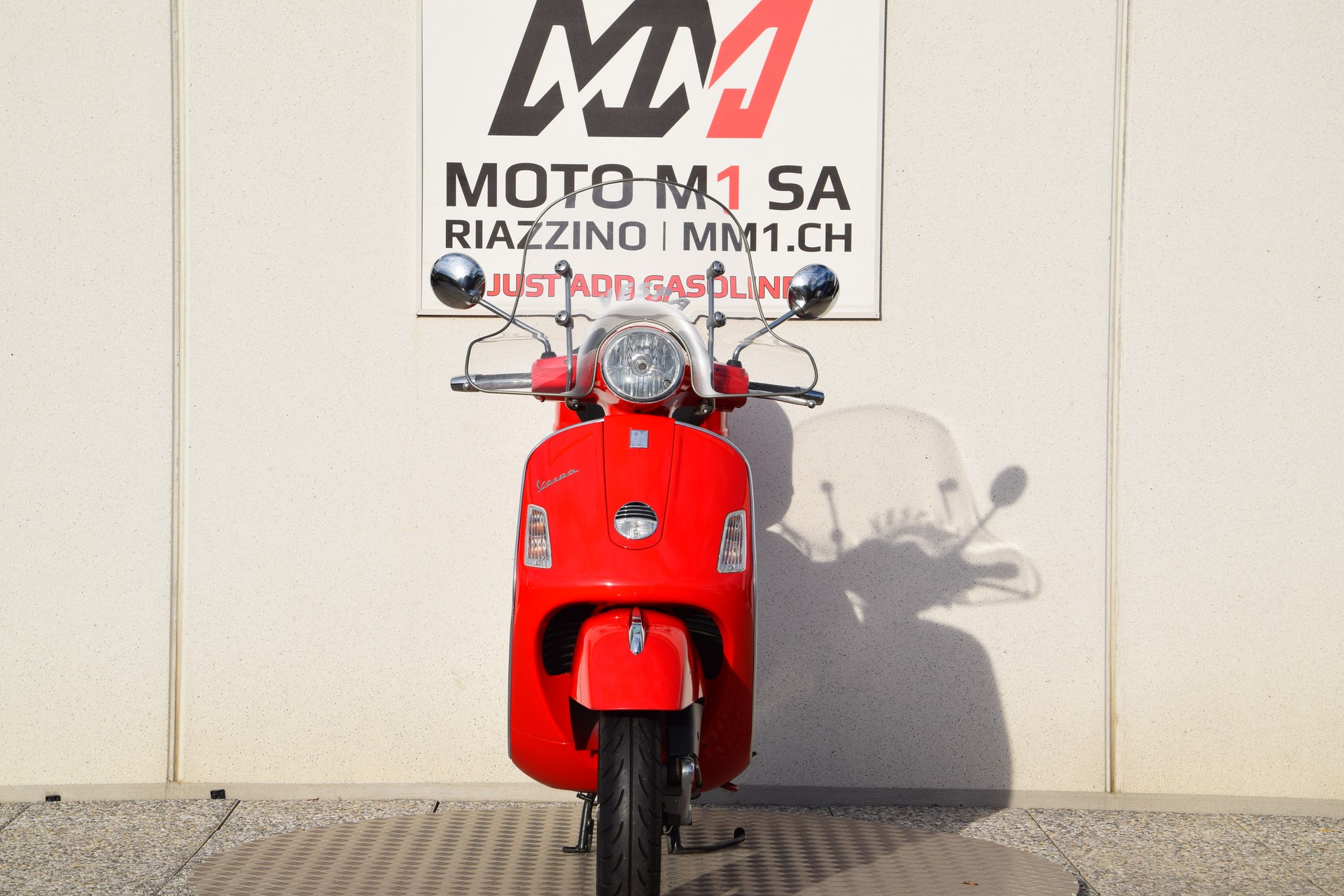 PIAGGIO Vespa GTS 250 i.e.-showroom-element-2
