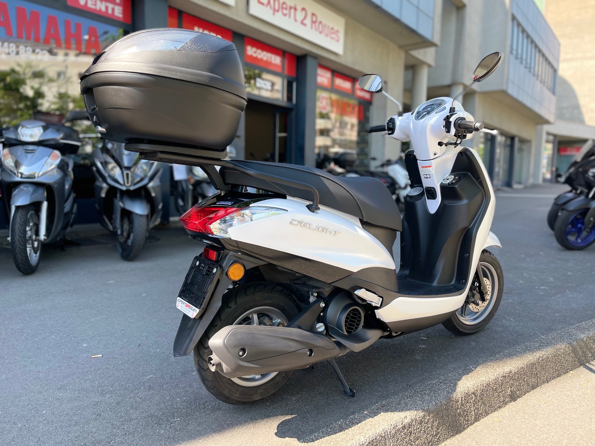 YAMAHA D'elight LTS 125-image-2