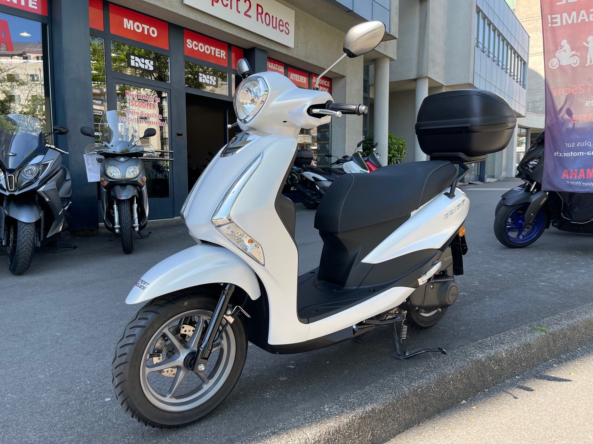 YAMAHA D'elight LTS 125-image-4