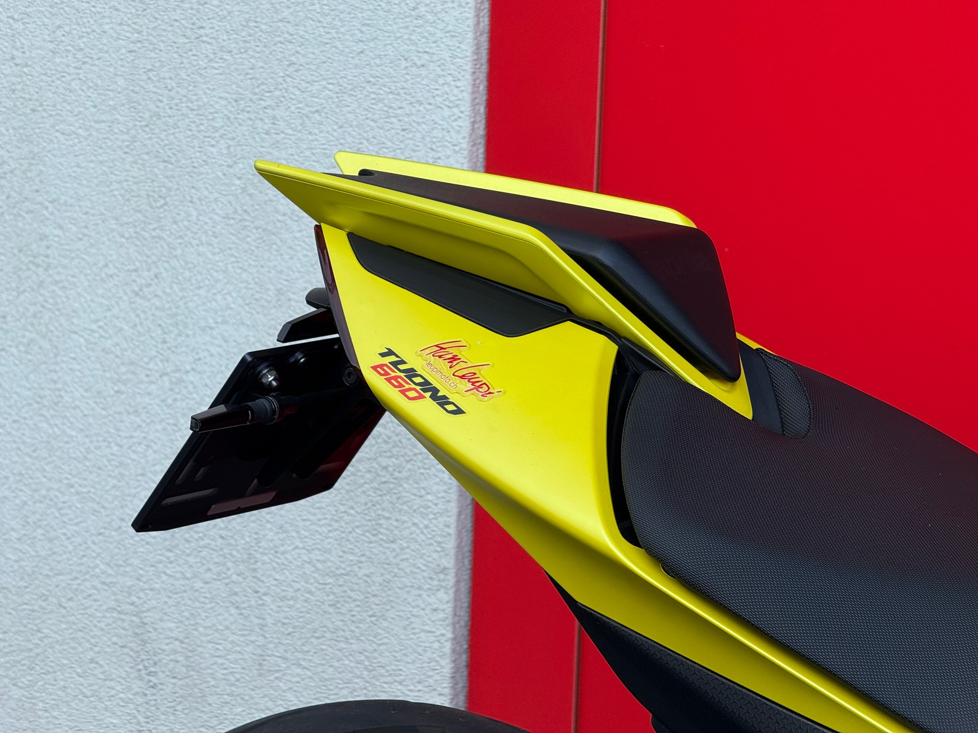 APRILIA Tuono 660 (35kw)-showroom-element-3