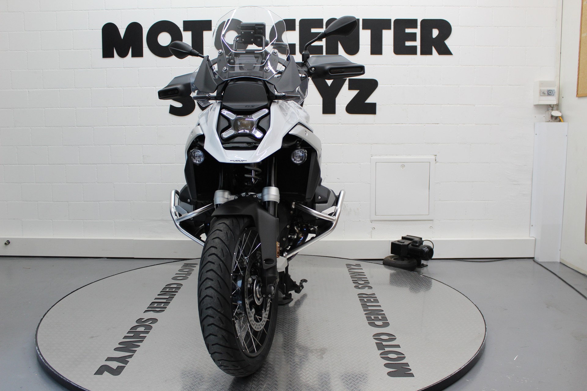 BMW R 1300 GS-showroom-element-3