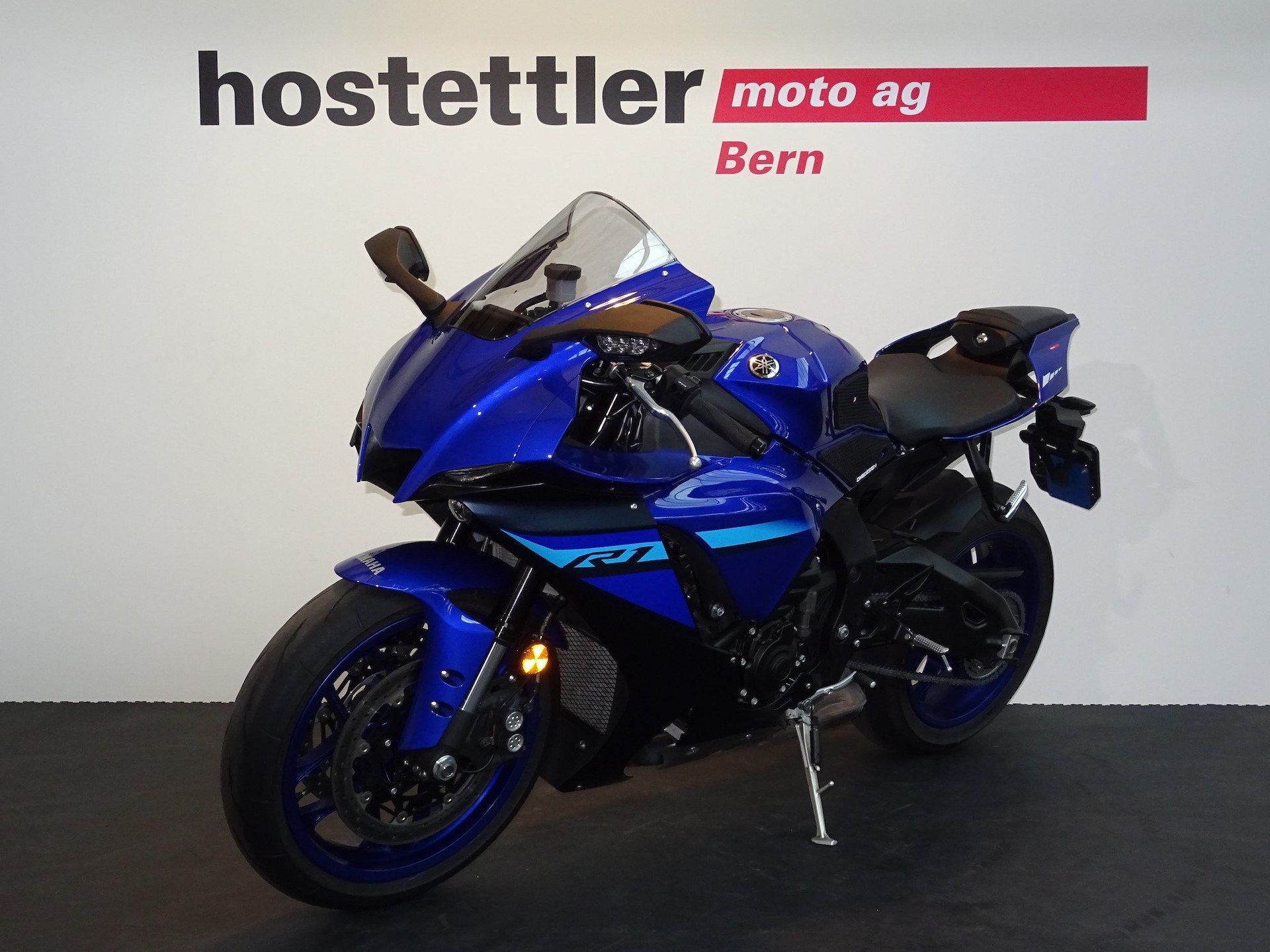 YAMAHA YZF-R1 ABS-showroom-element-3