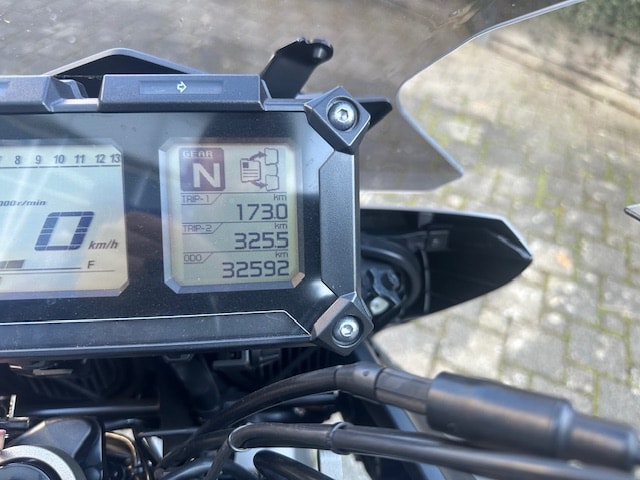 YAMAHA MT-09 ABS Tracer-showroom-element-2