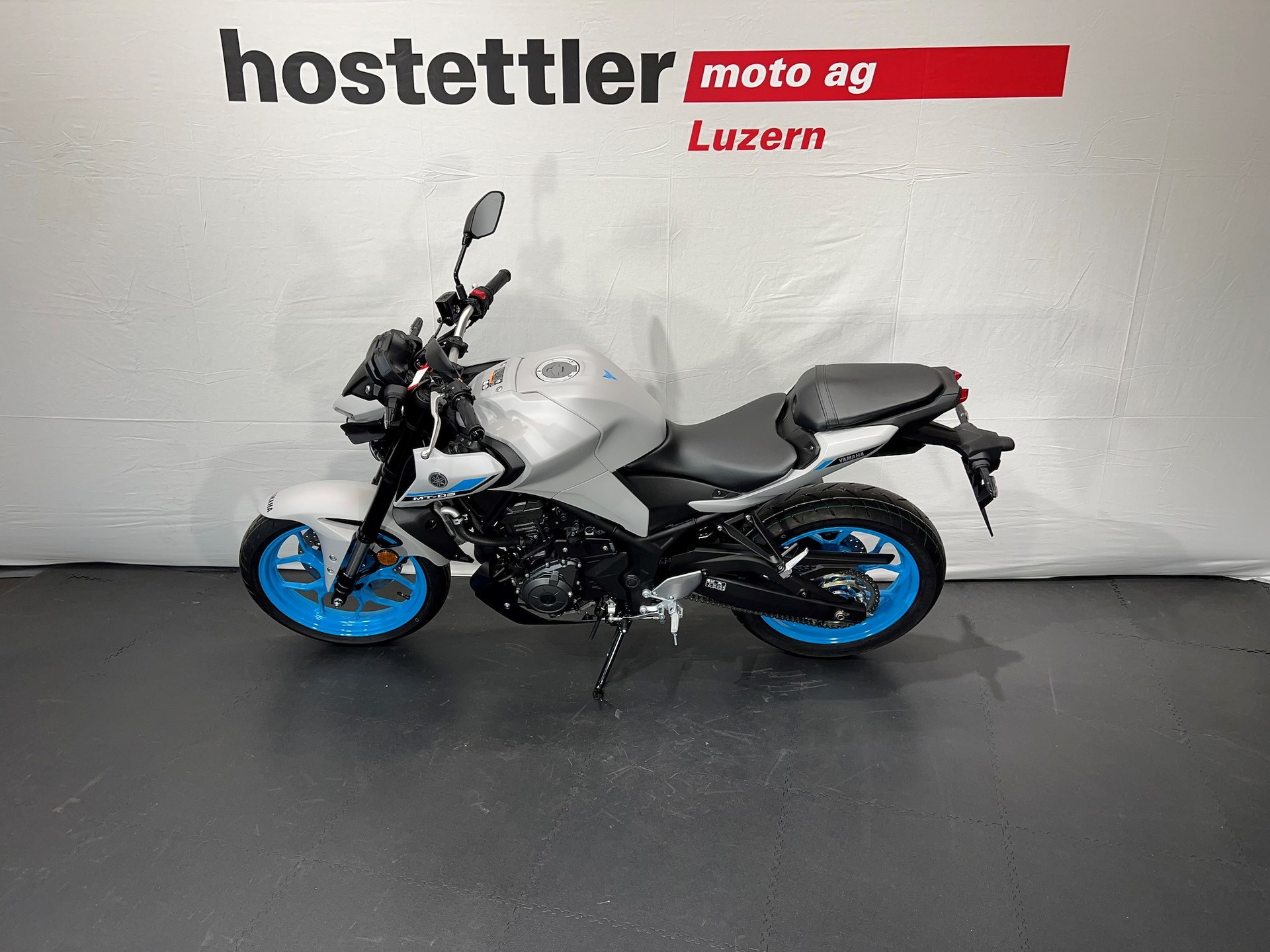 YAMAHA MT-03-showroom-element-1