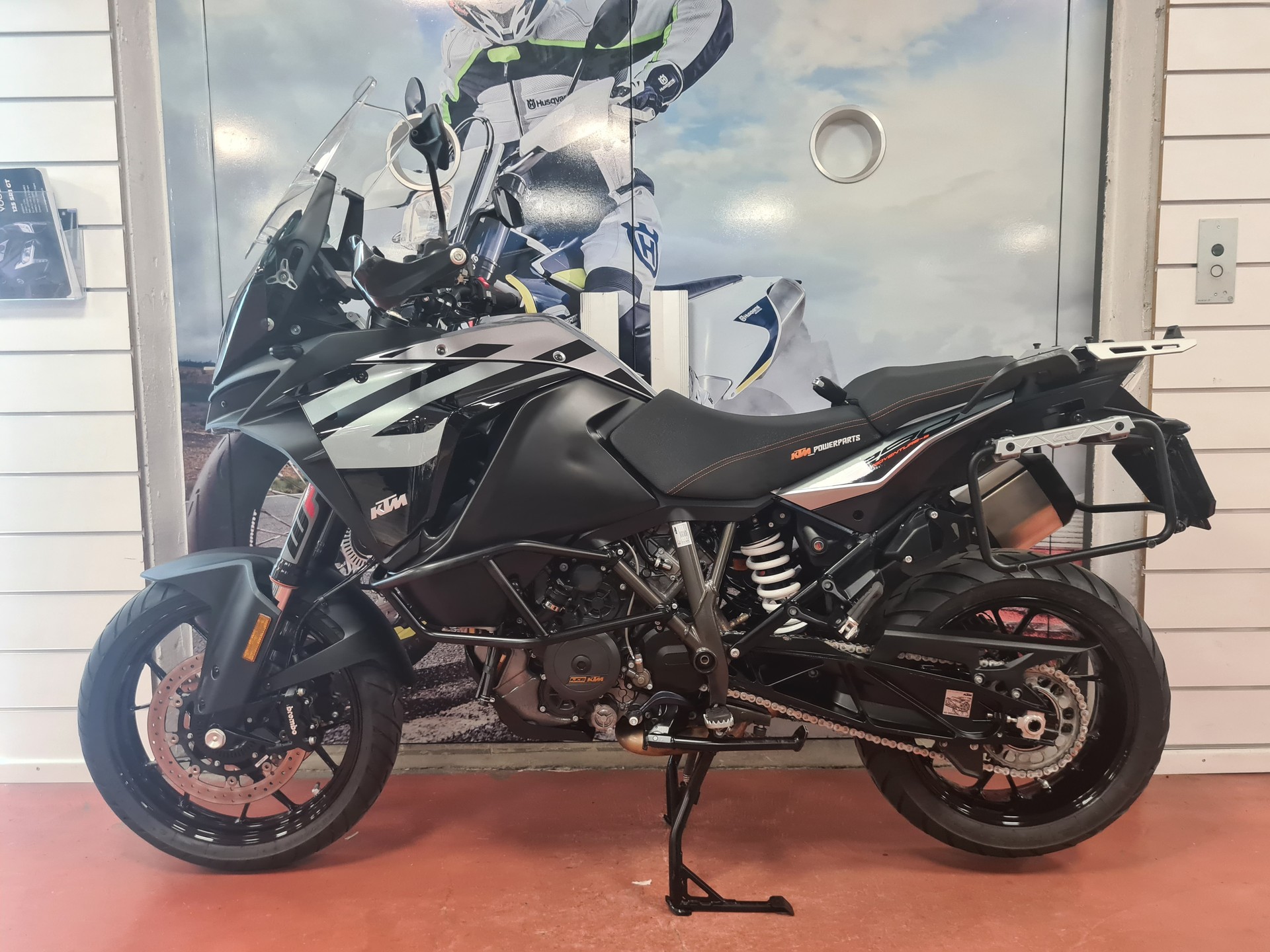 KTM 1290 Super Adventure S  ABS