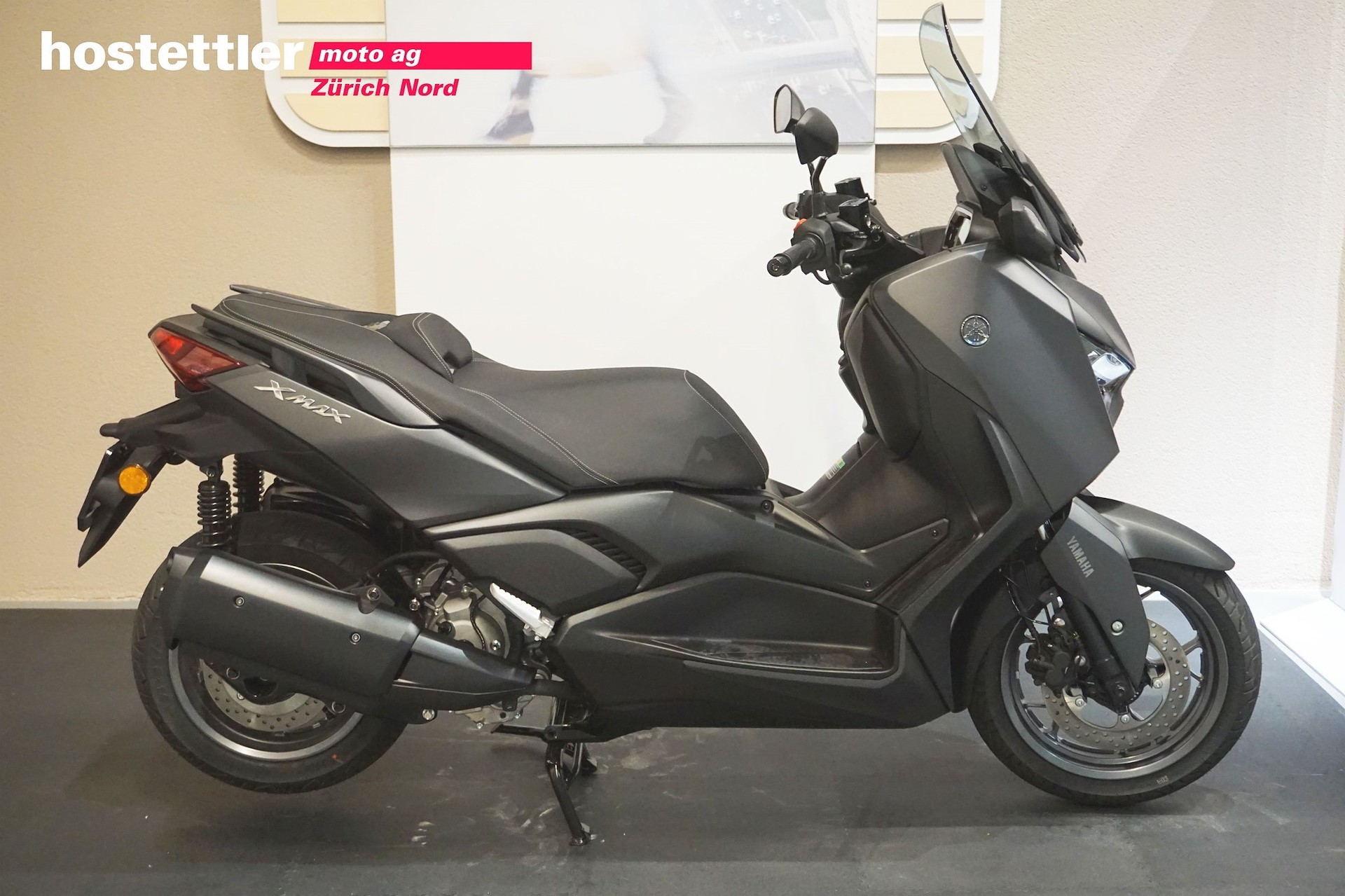 YAMAHA X-Max 300 ABS-showroom-element-1