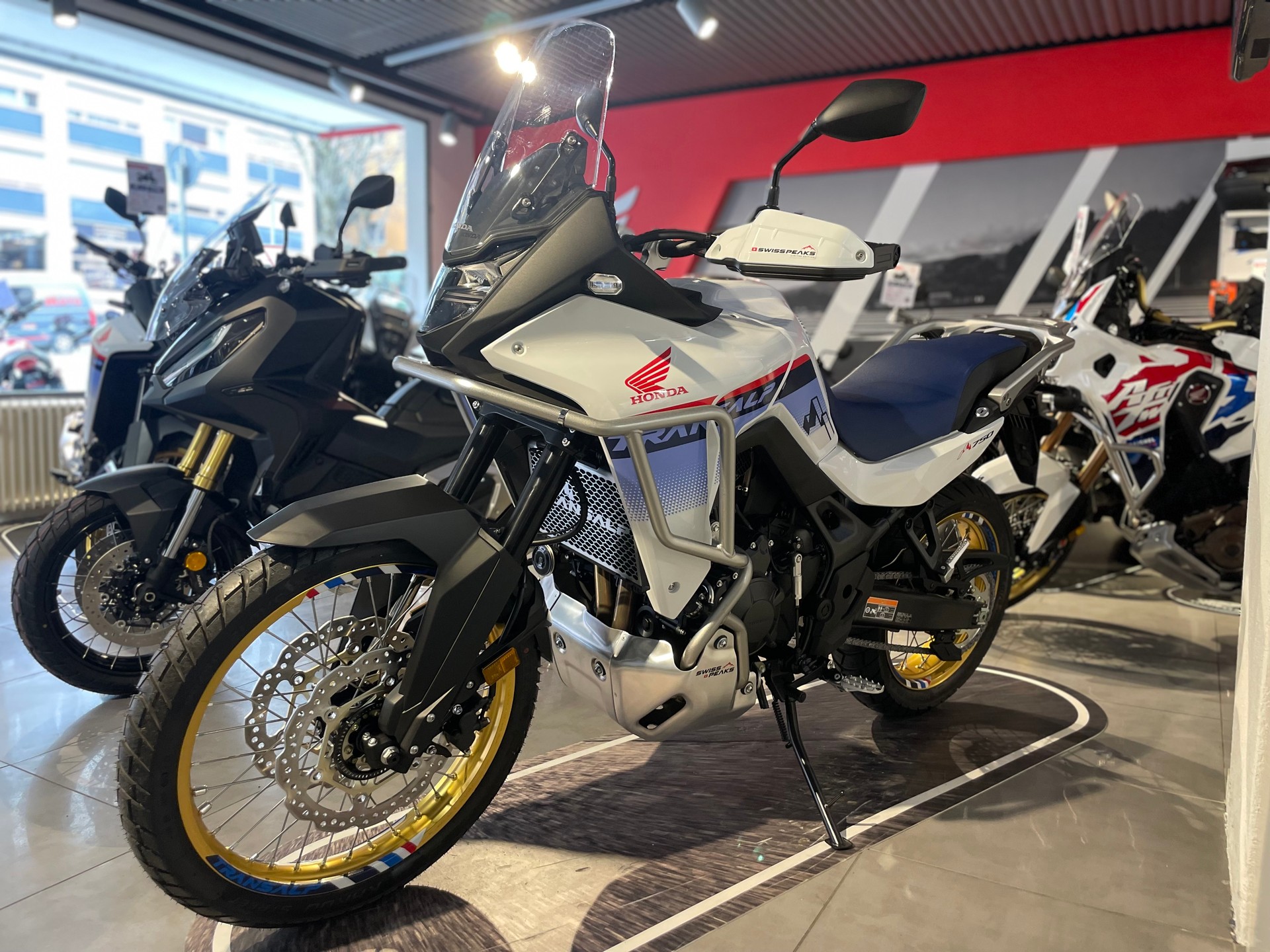 HONDA XL 750 Transalp Swiss Peaks