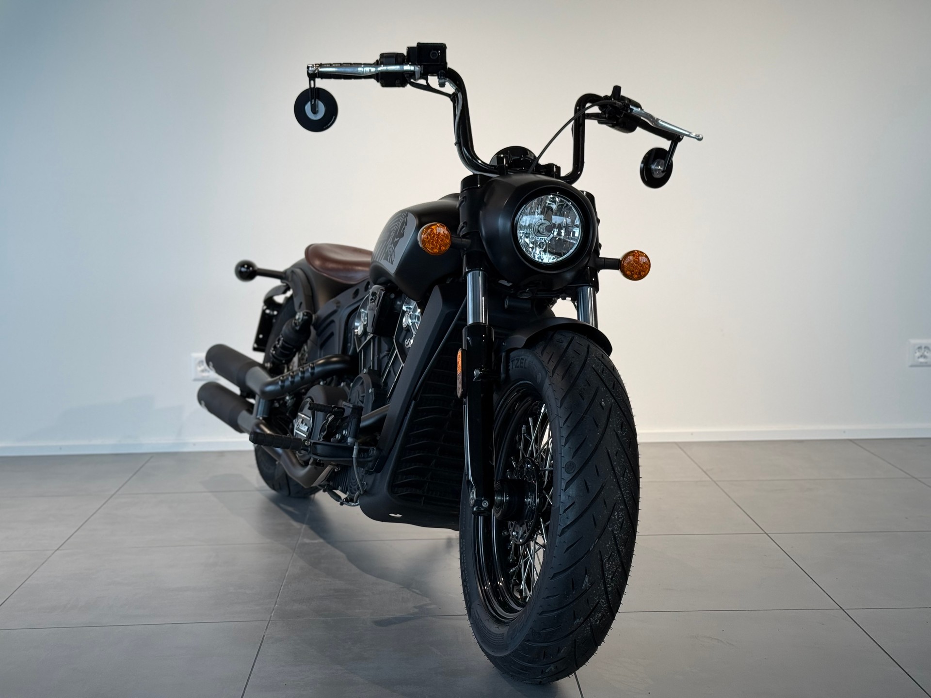 INDIAN Scout Bobber Twenty-showroom-element-1