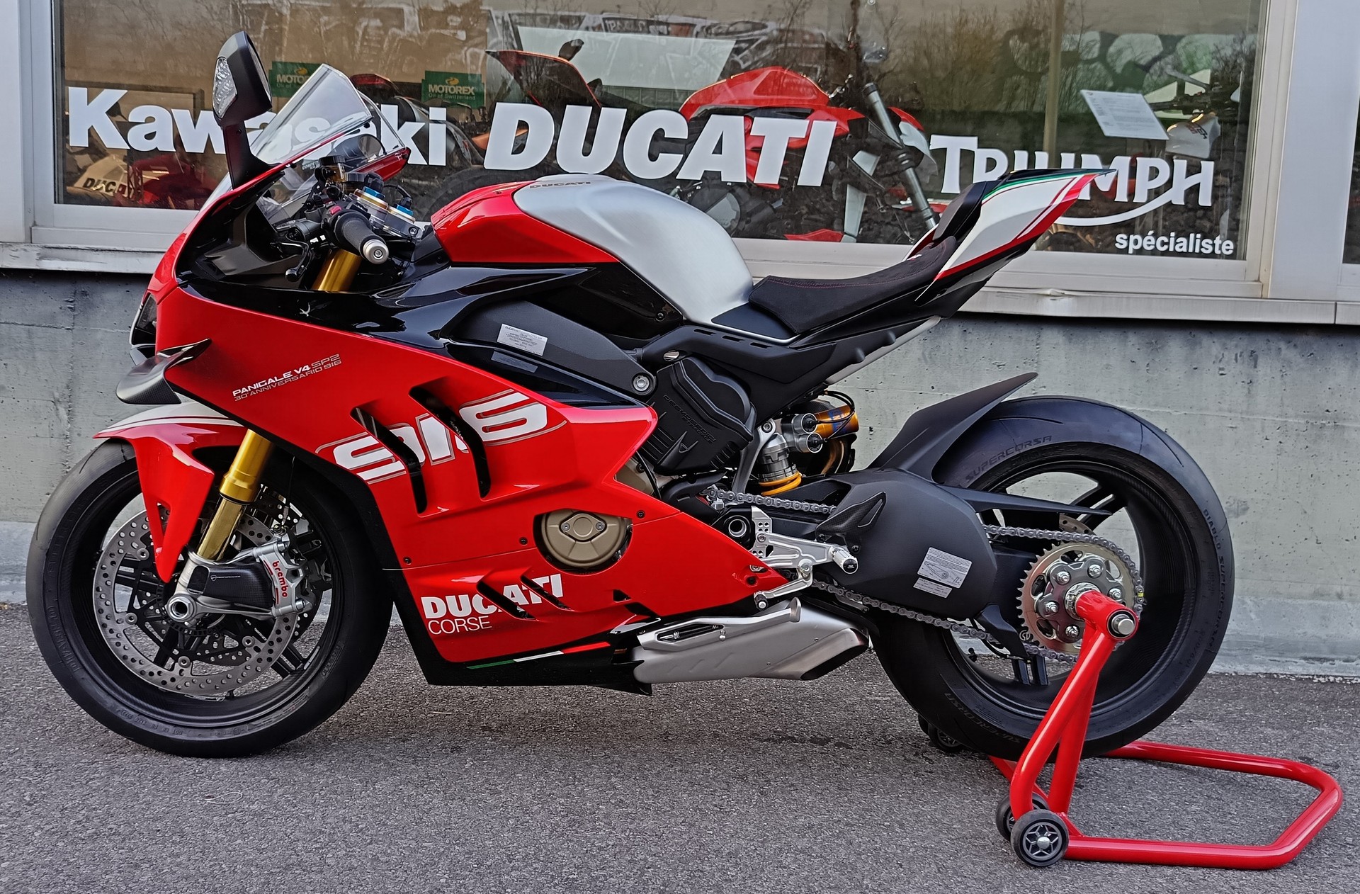 DUCATI Panigale V4 S SP2 30 EME ANNIVERSAIRE-showroom-element-2