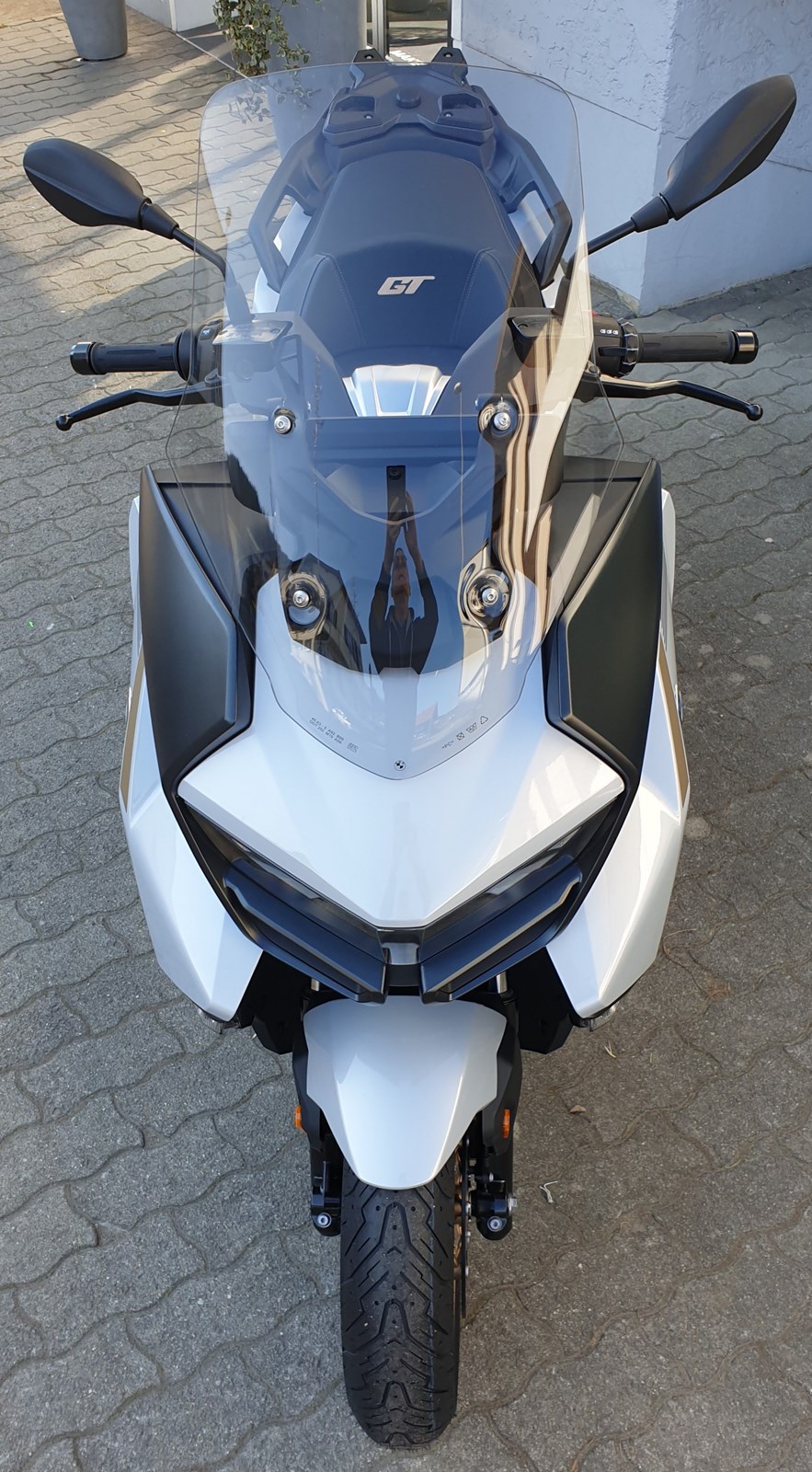 BMW C 400 GT Exclusive-showroom-element-2