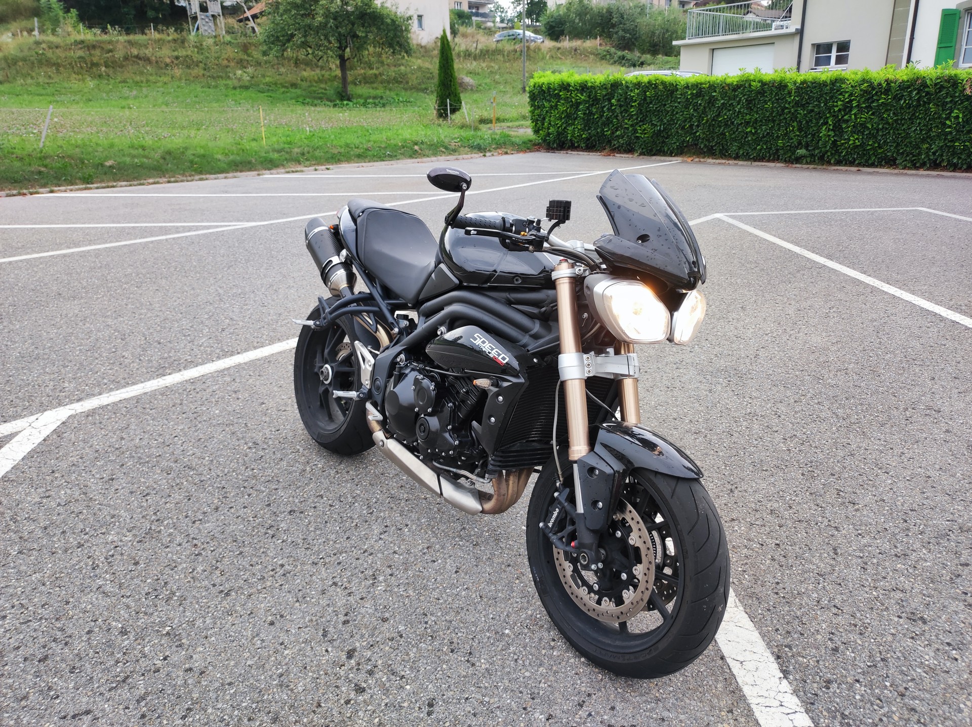 TRIUMPH Speed Triple 1050 ABS-image-0