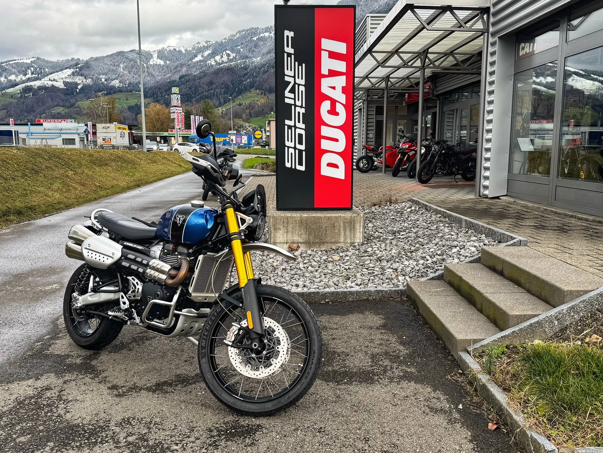 TRIUMPH Scrambler 1200 XE