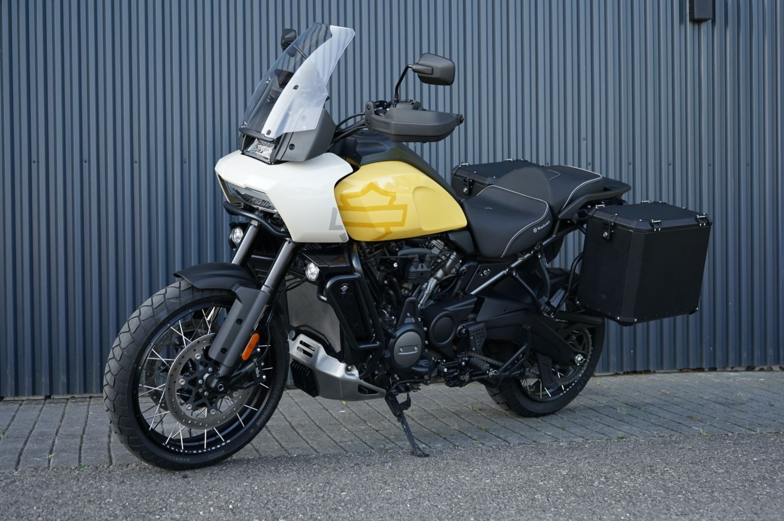 HARLEY-DAVIDSON RA Pan America 1250 Special-image-1