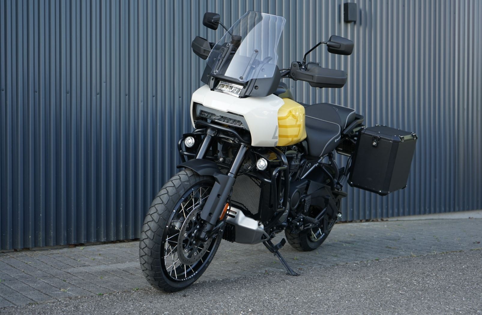 HARLEY-DAVIDSON RA Pan America 1250 Special-image-2