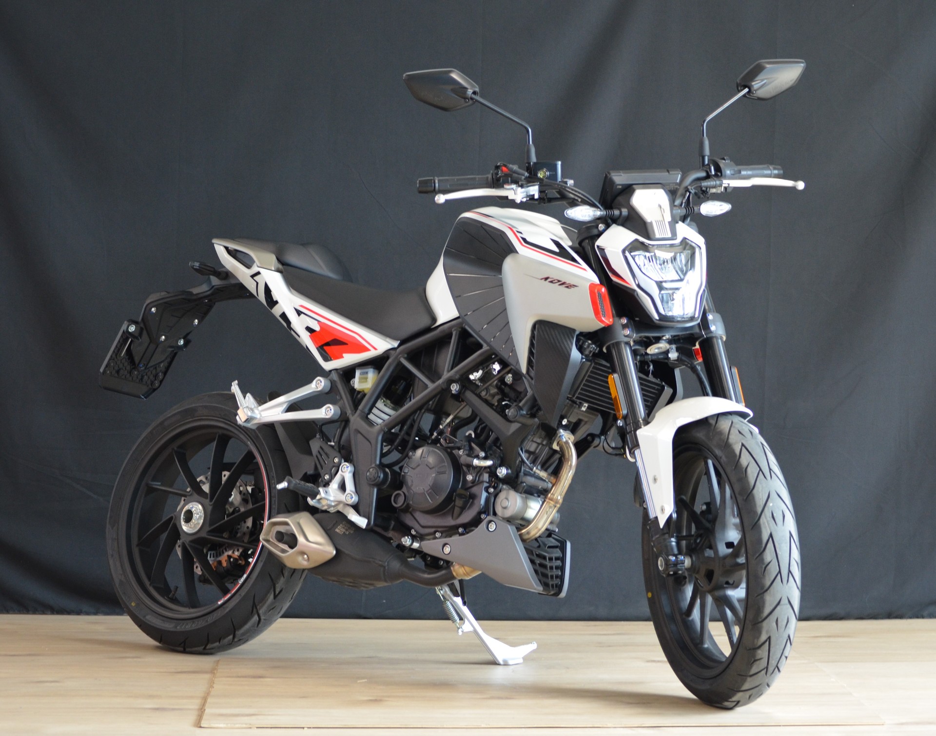 KOVE NK 125 R