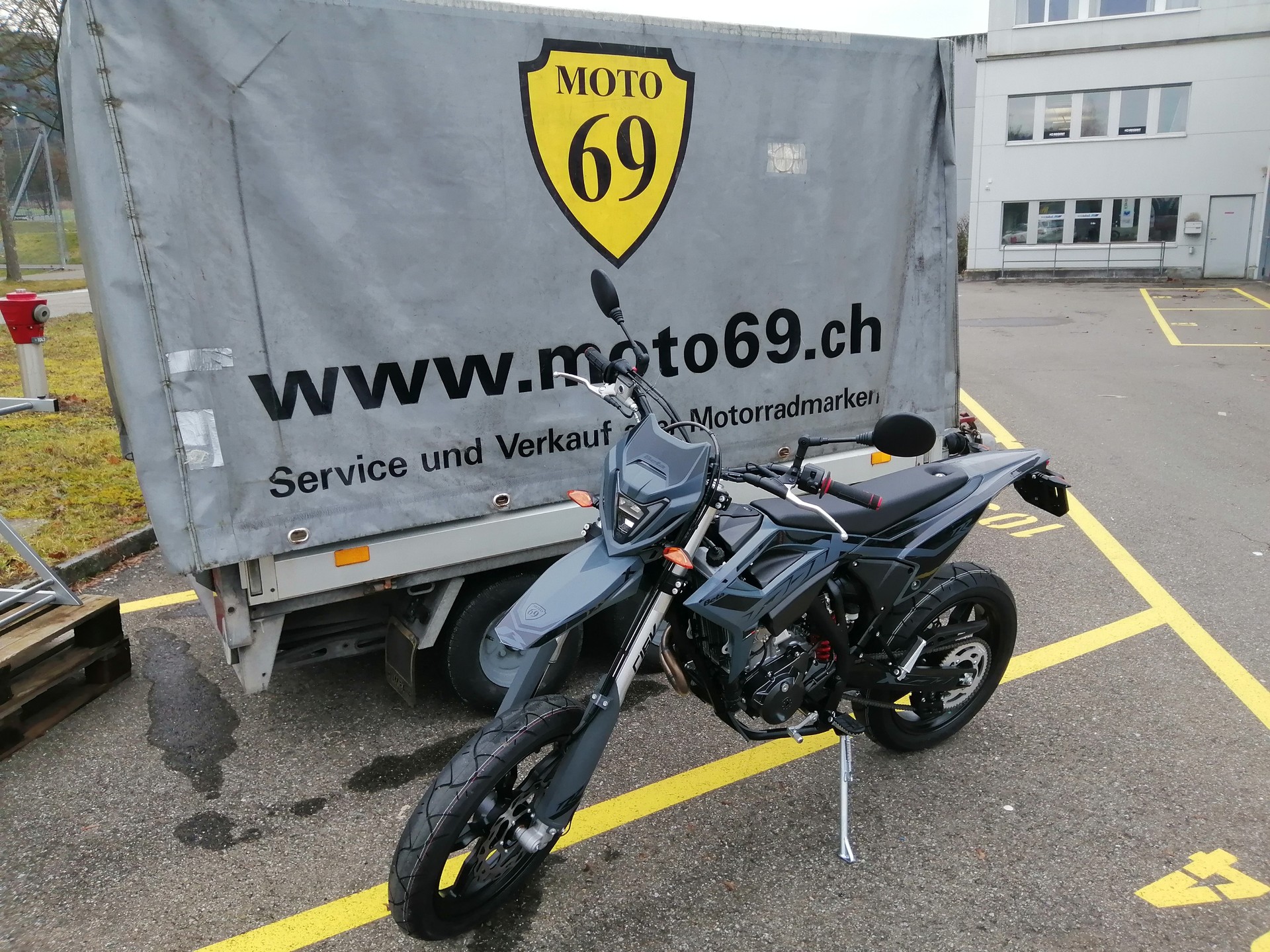 BETA 125 Motard, T-Modell-showroom-element-1