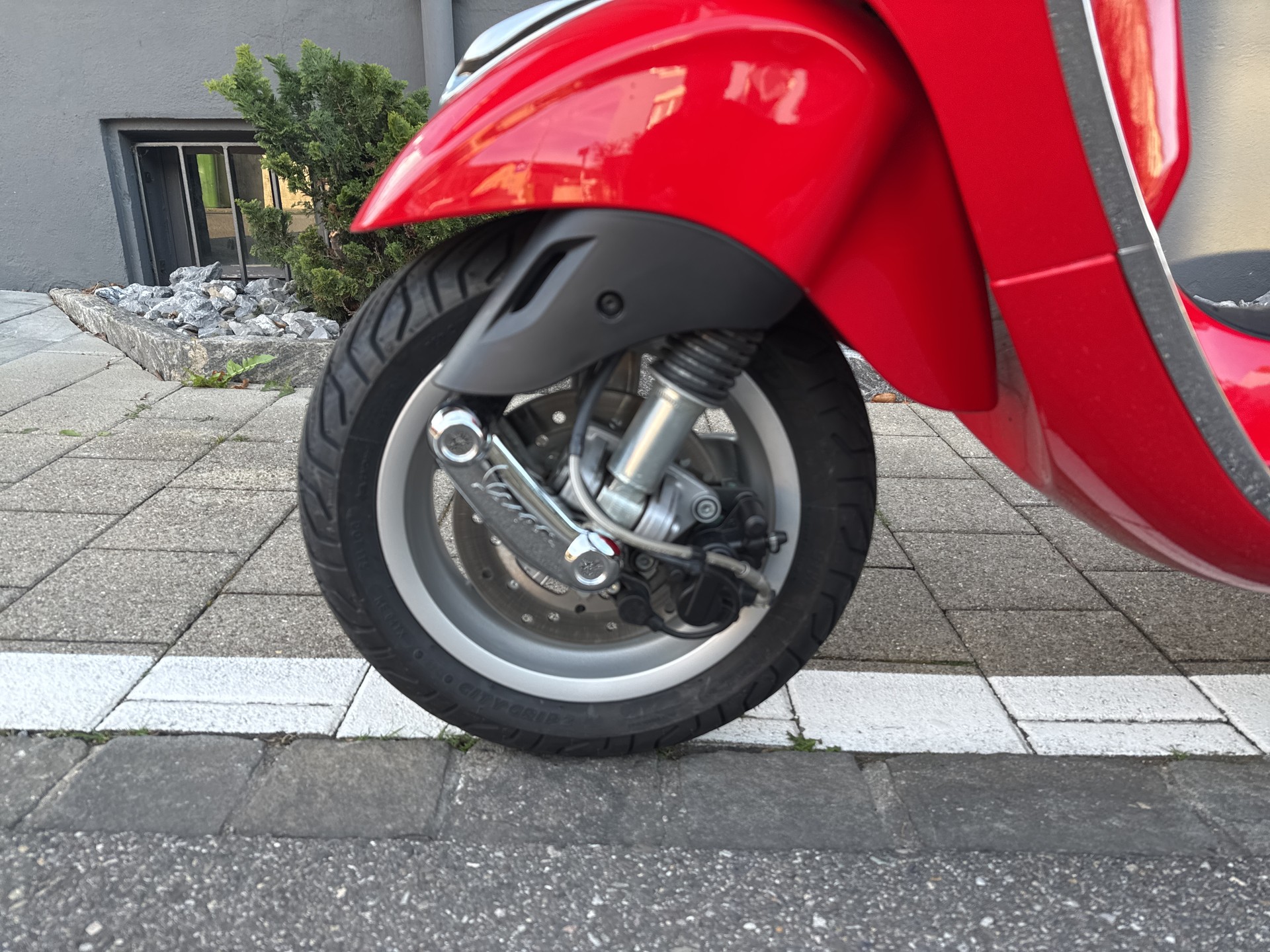 PIAGGIO Vespa 125 Primavera i.e. 3V-showroom-element-2