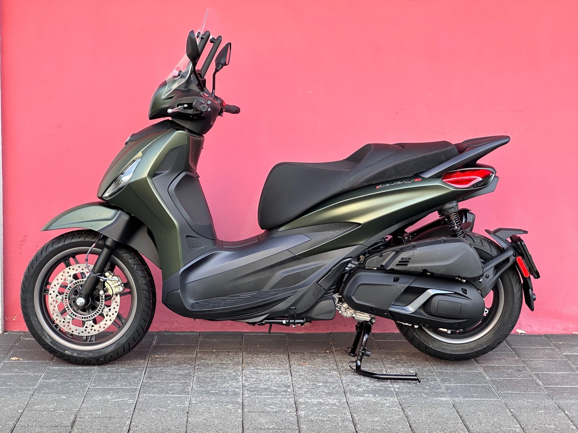 PIAGGIO Beverly 400 Sport-image-3