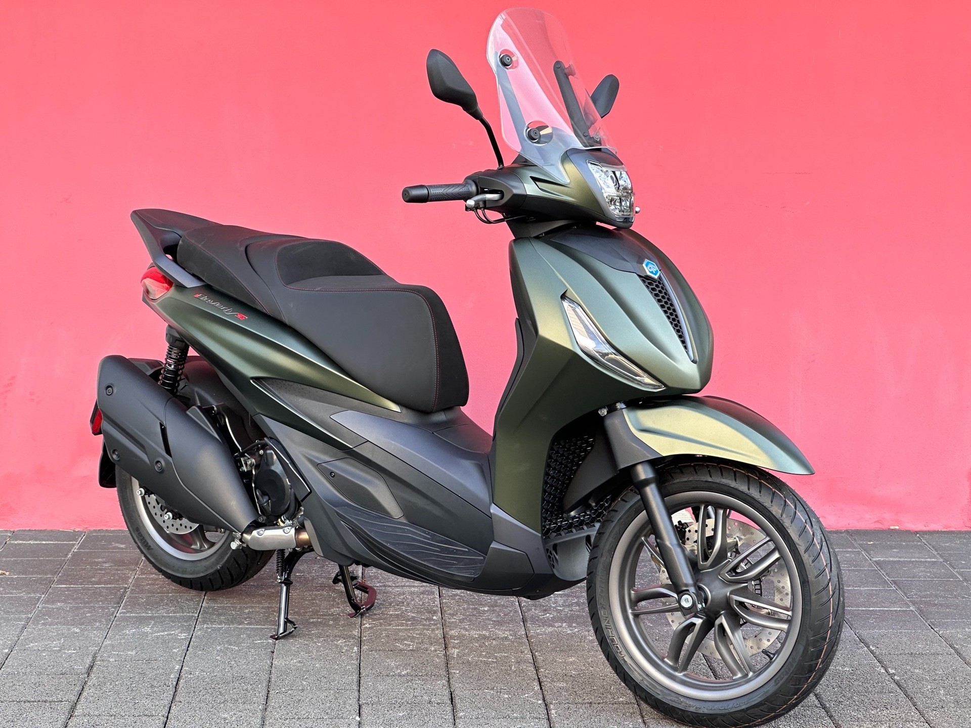 PIAGGIO Beverly 400 Sport-image-5