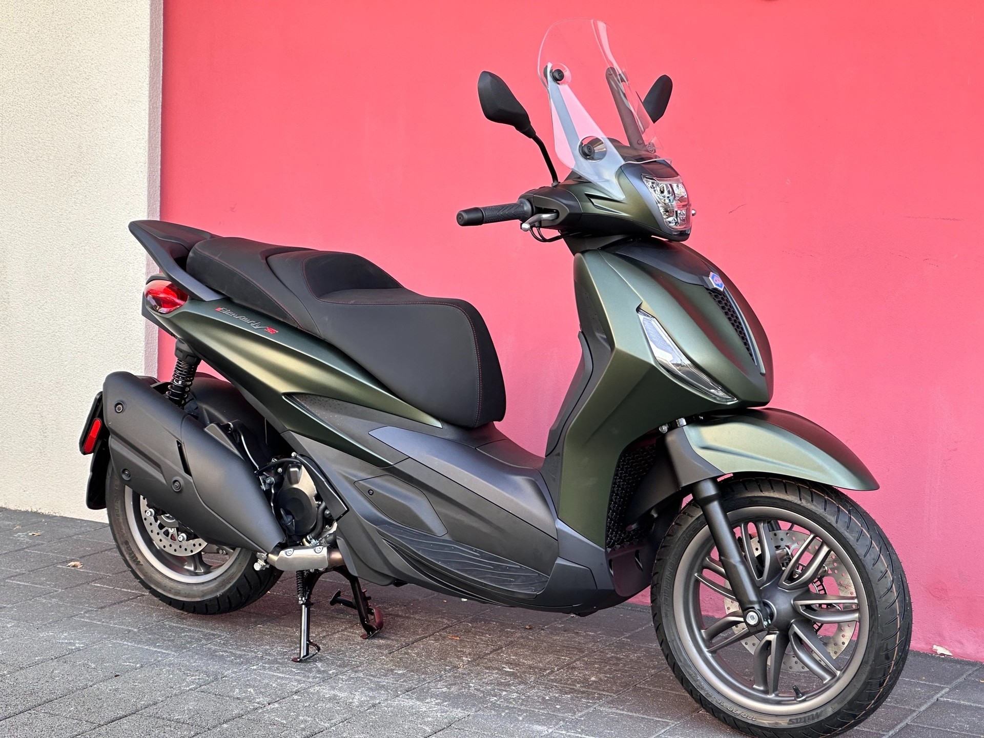 PIAGGIO Beverly 400 Sport-image-7