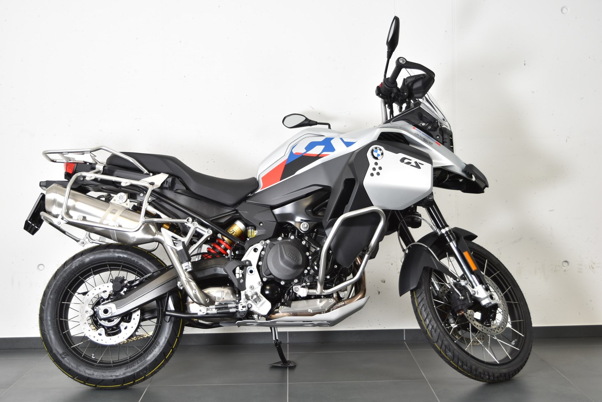 BMW F 900 GS ADVENTURE-image-2