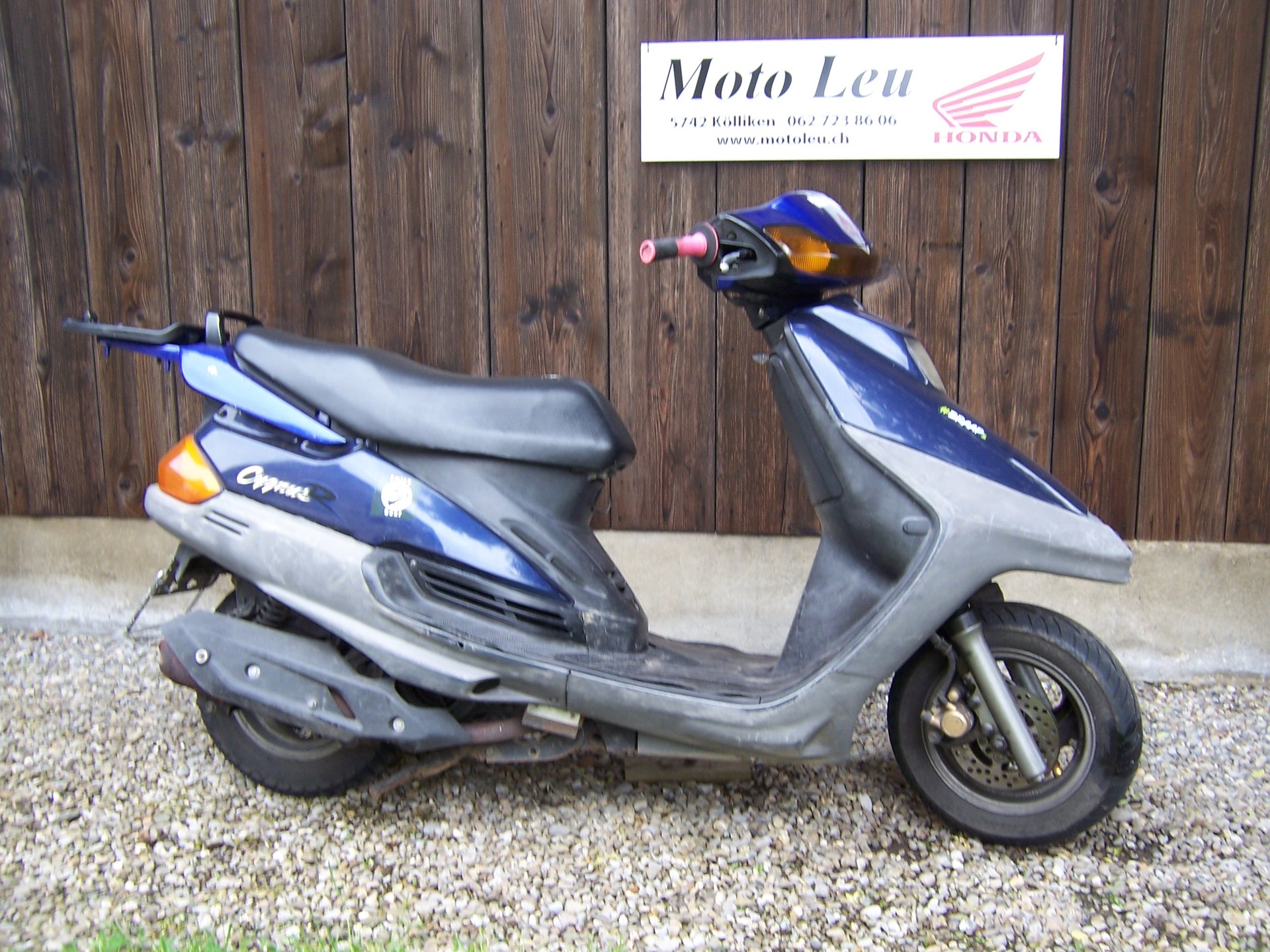 YAMAHA Cygnus XC 125 T-showroom-element-3