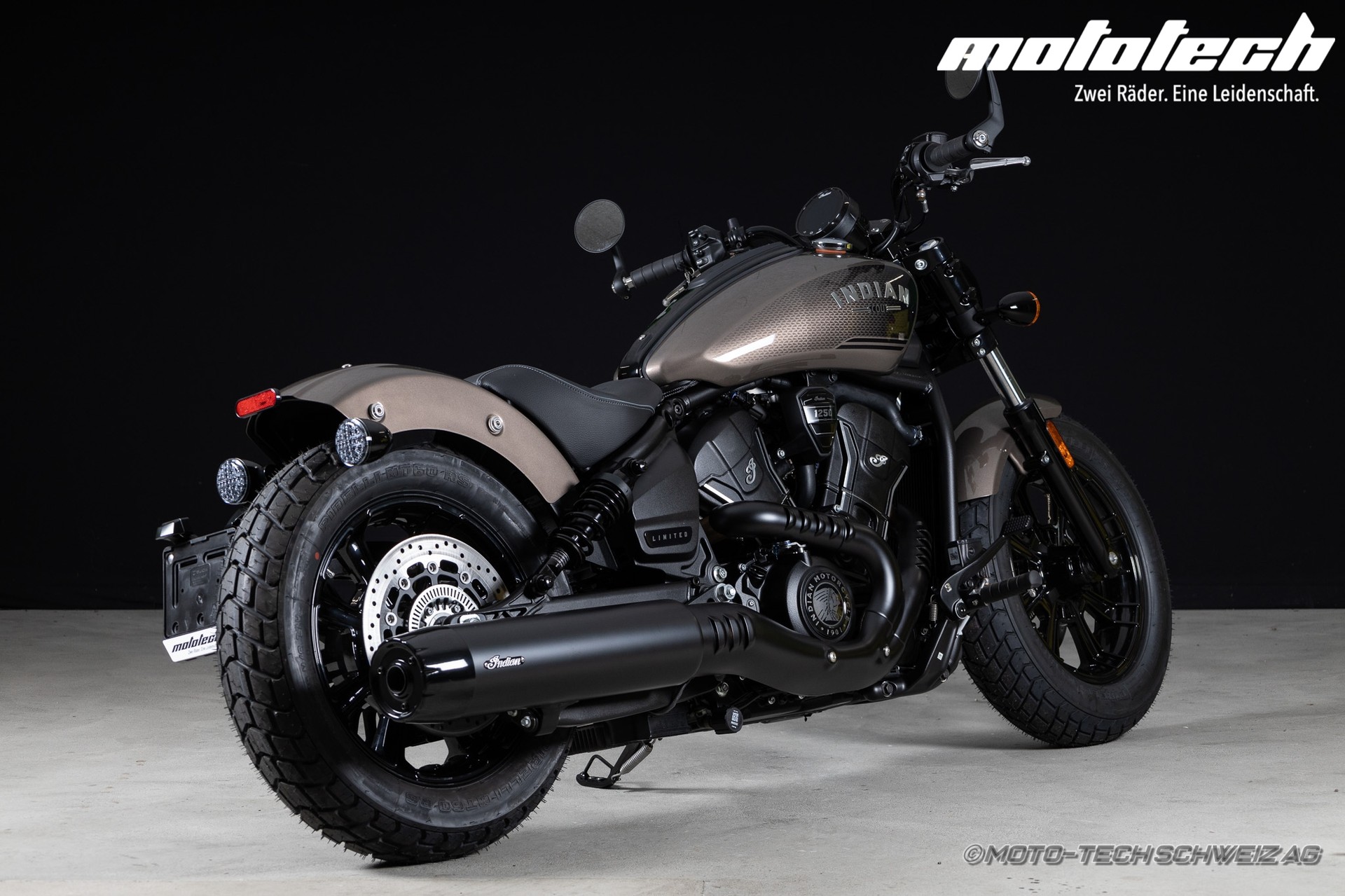 INDIAN SCOUT Bobber 1250cc 2025-showroom-element-2