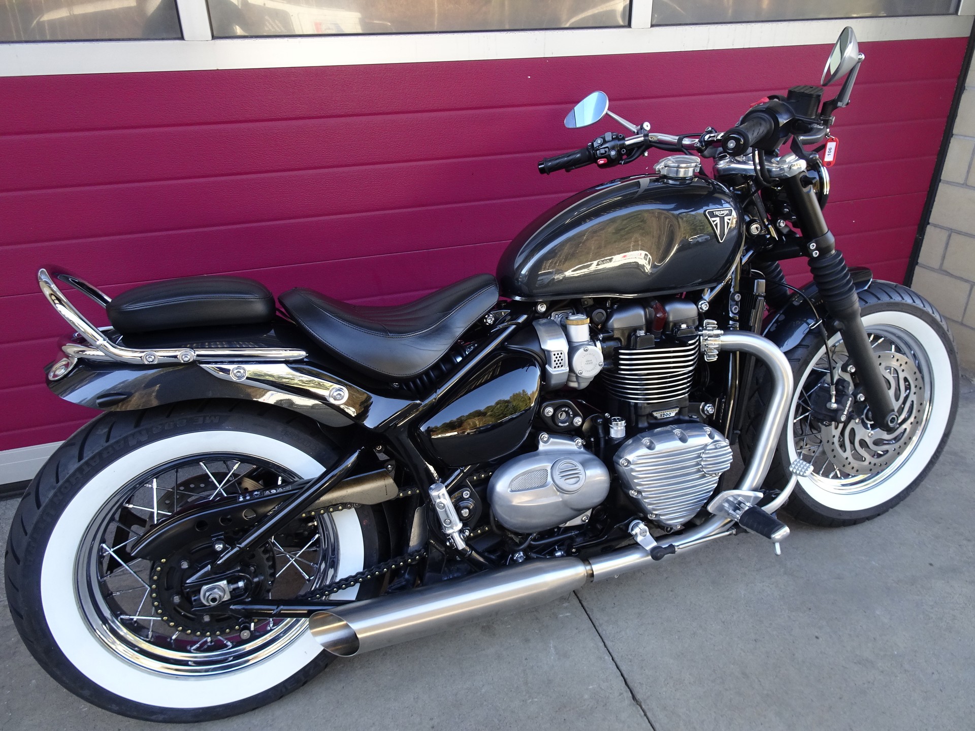 TRIUMPH Bonneville 1200 Speedmaster ABS-showroom-element-3