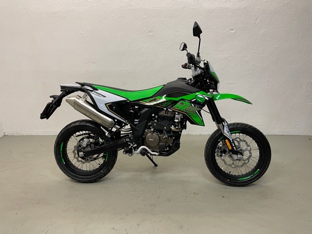 KL KXE 125 Motard